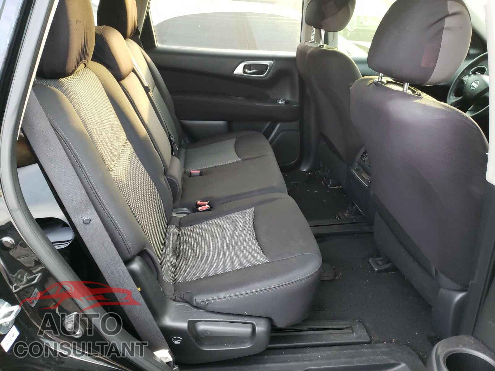 NISSAN PATHFINDER 2017 - 5N1DR2MN8HC902829
