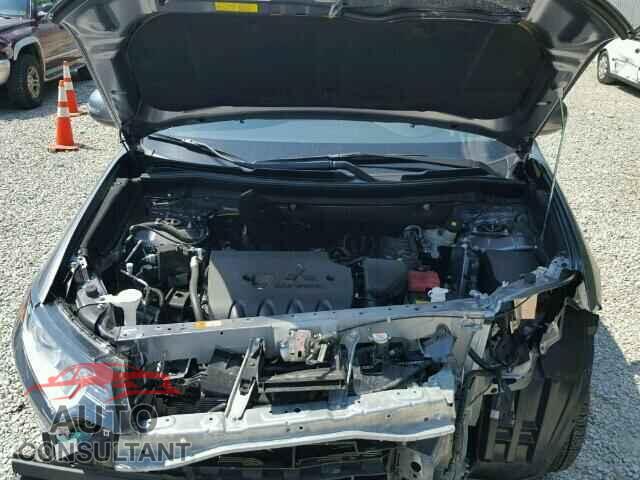 MITSUBISHI OUTLANDER 2017 - JA4AZ3A36HZ007380