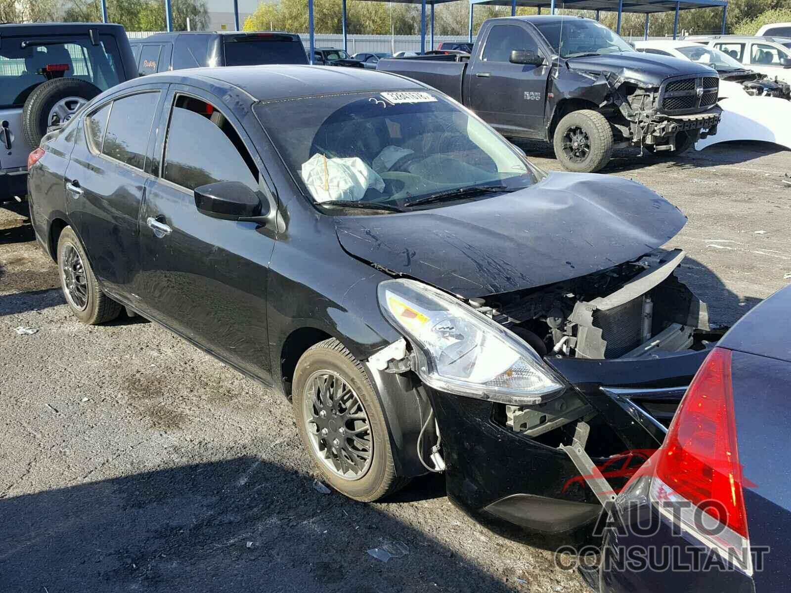 NISSAN VERSA 2015 - 3N1CN7APXFL932725