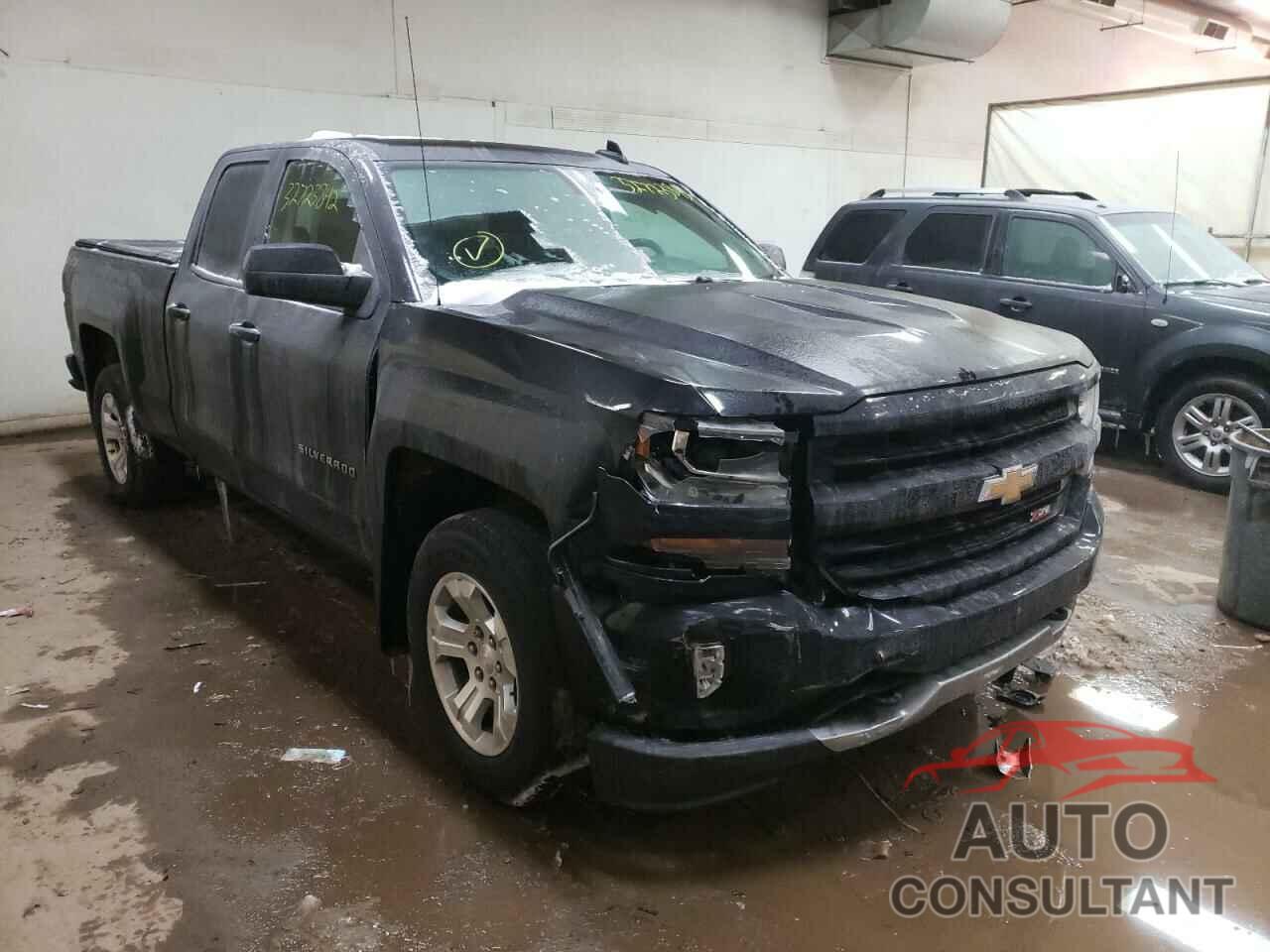 CHEVROLET SILVERADO 2018 - 2GCVKREC6J1107244