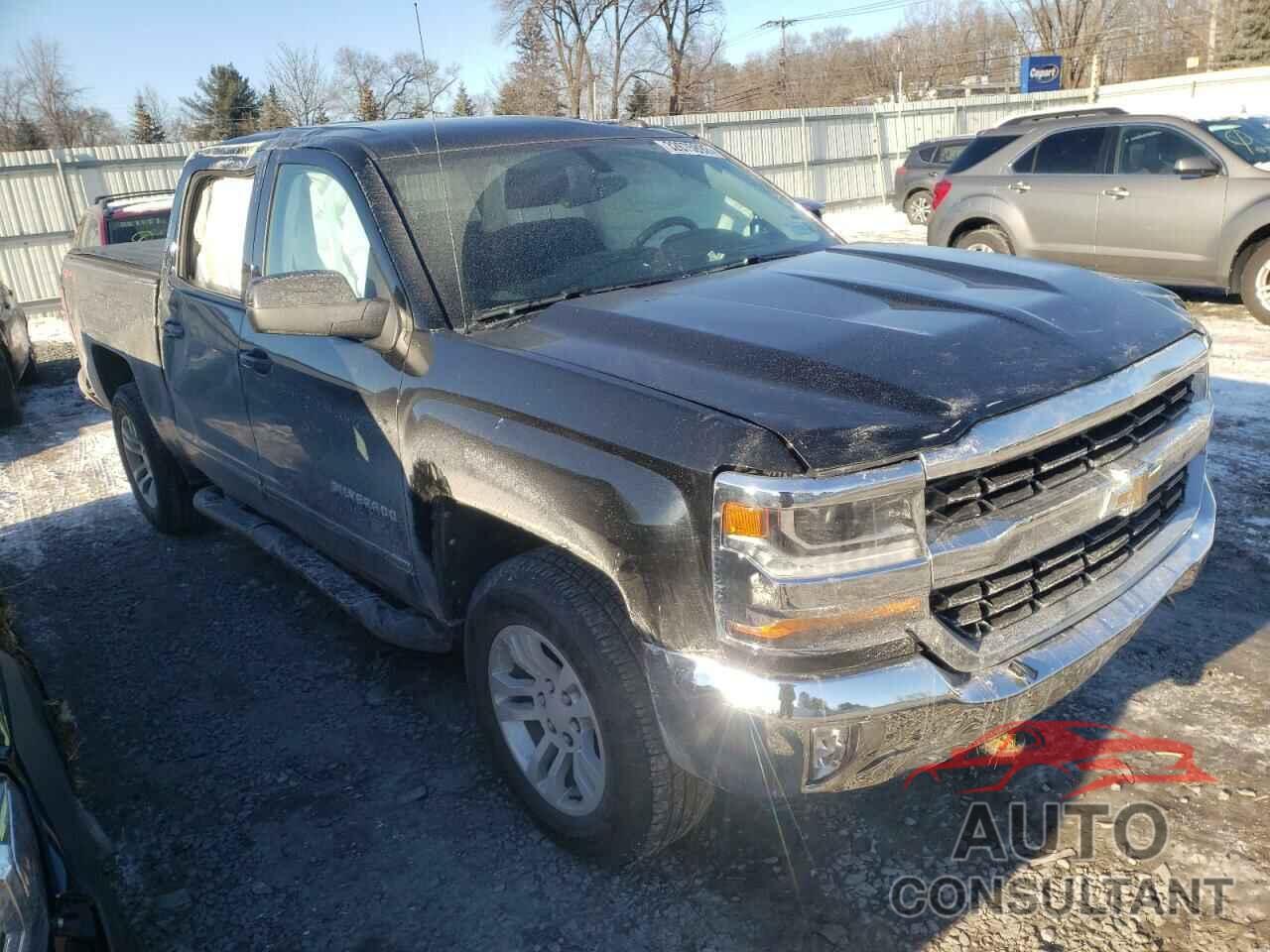 CHEVROLET SILVERADO 2018 - 3GCUKREC4JG543013