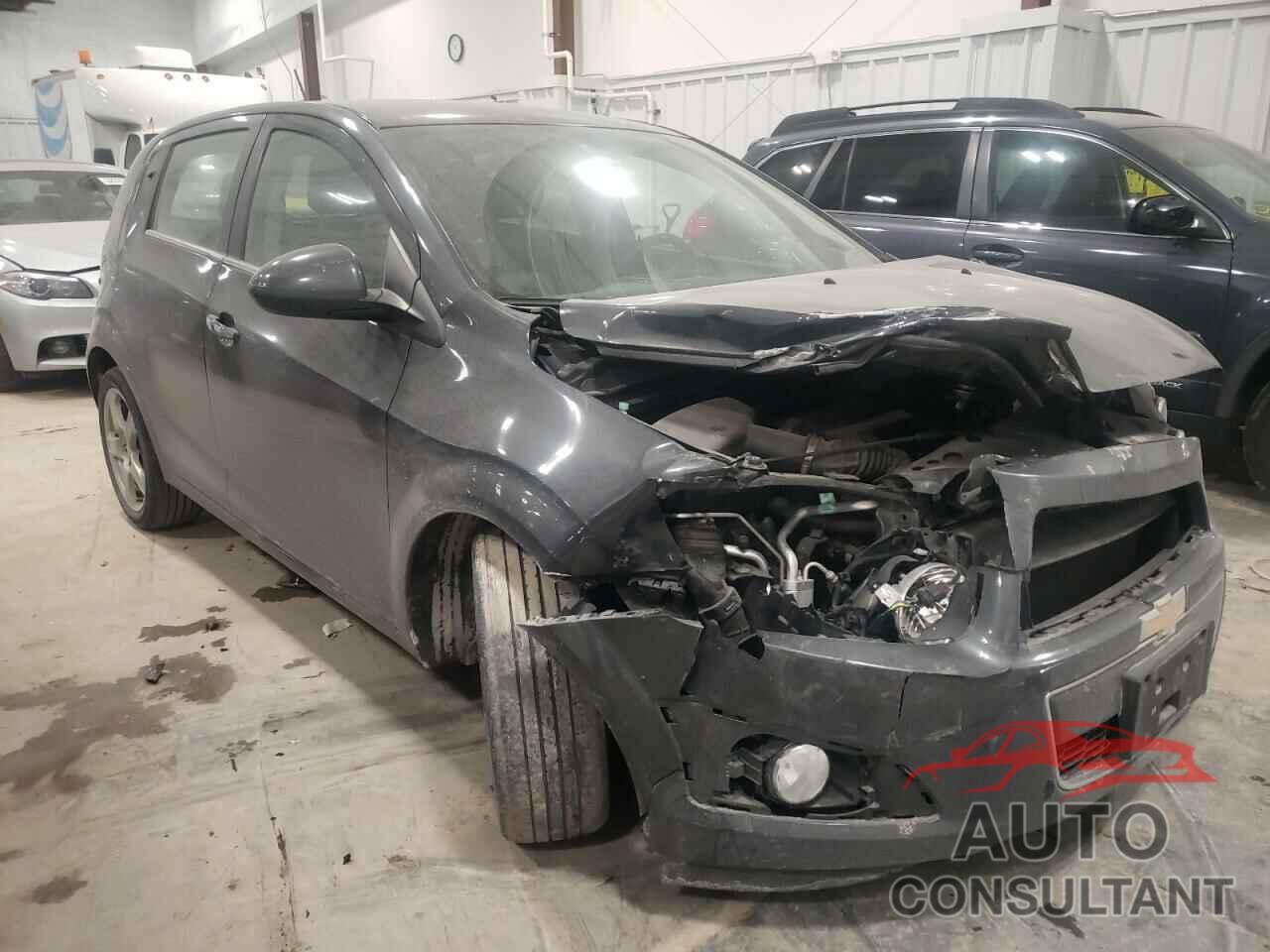CHEVROLET SONIC 2016 - 1G1JE6SB8G4159948