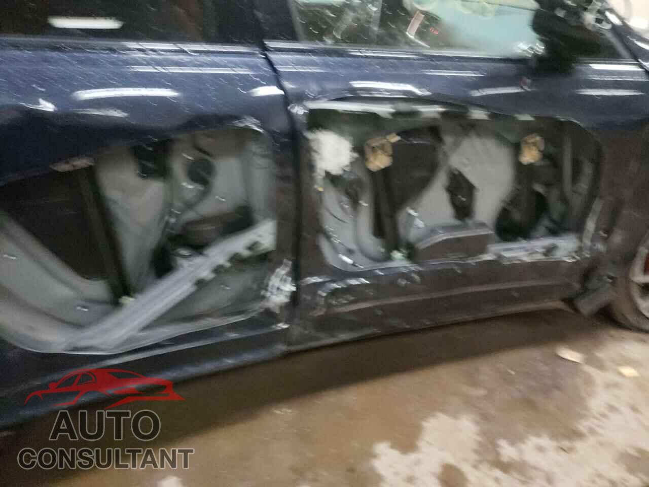 AUDI SQ5 2016 - 1HGCV2F38MA005122
