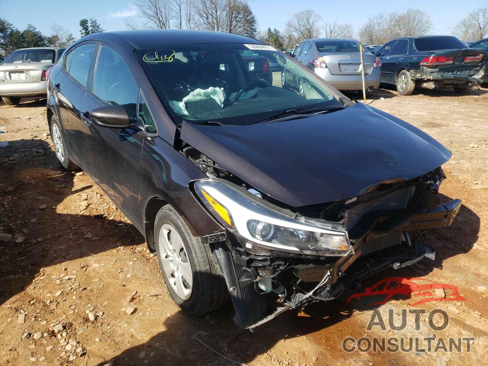 KIA FORTE 2018 - 3KPFK4A72JE192294