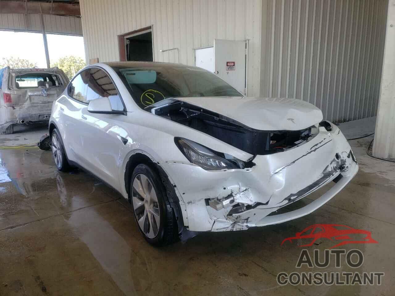 TESLA MODEL Y 2021 - 5YJYGDEE7MF079846