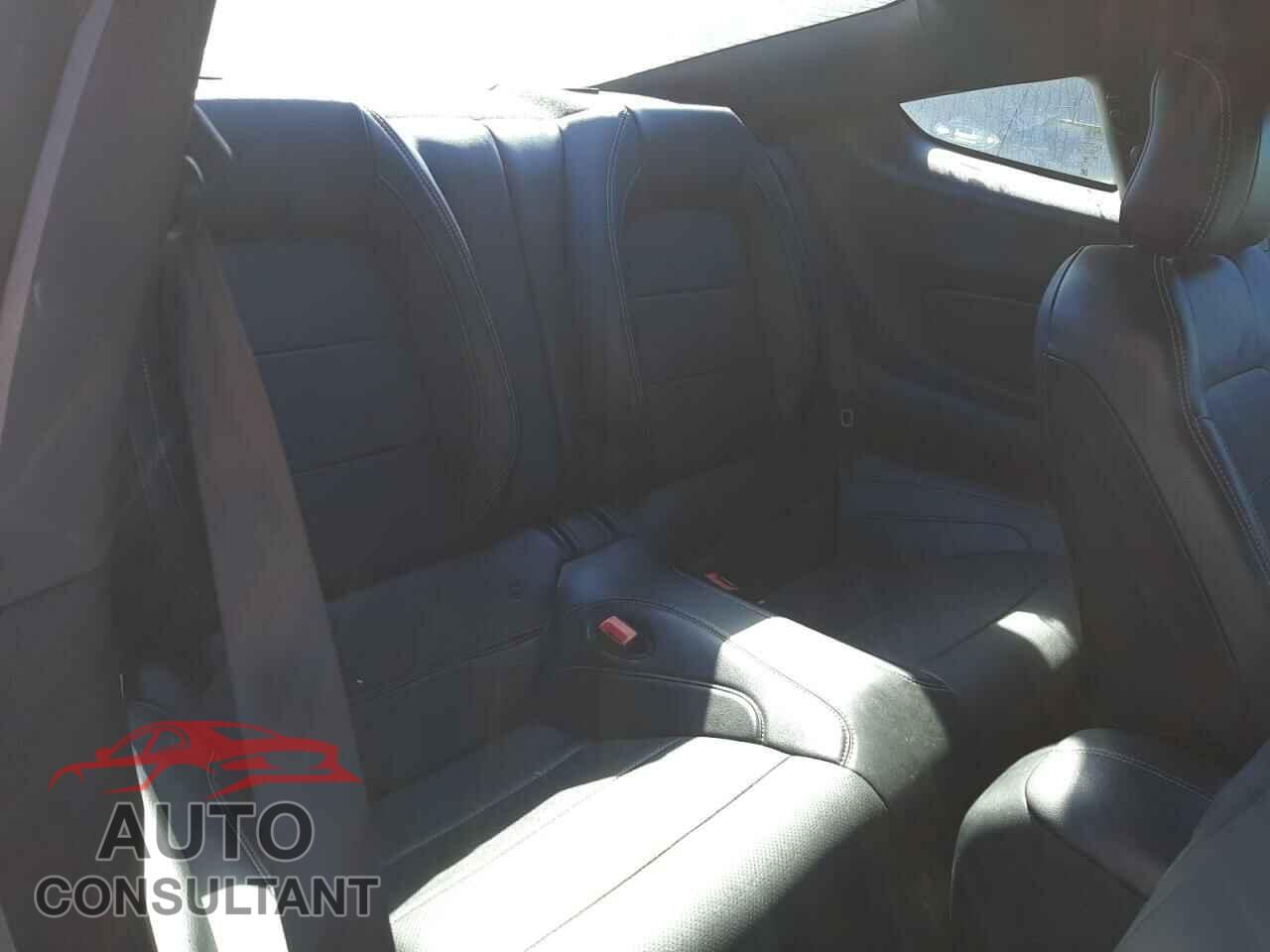 FORD MUSTANG 2018 - 1FA6P8TH1J5167631
