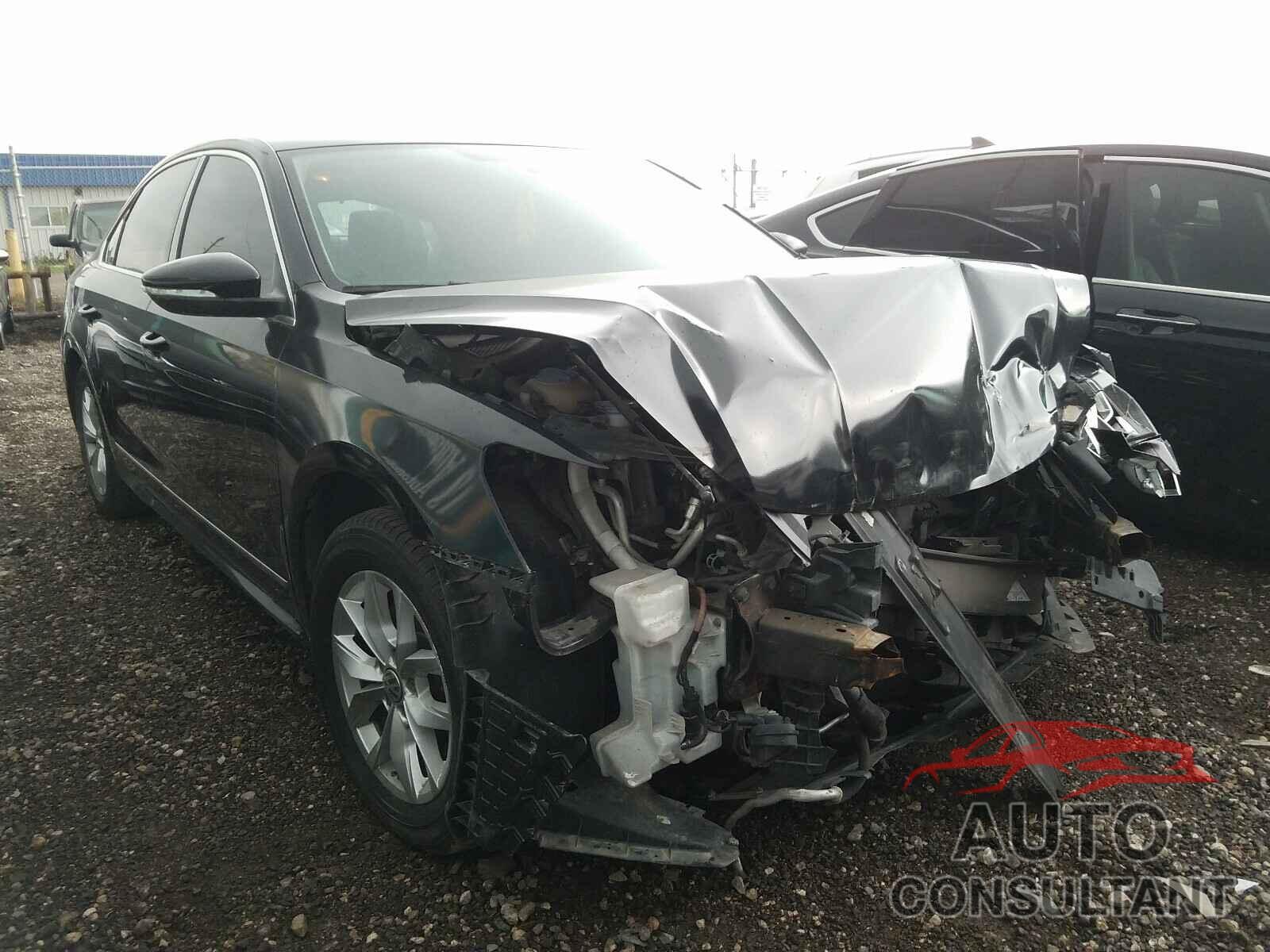 VOLKSWAGEN PASSAT 2016 - 1VWAT7A38GC011301