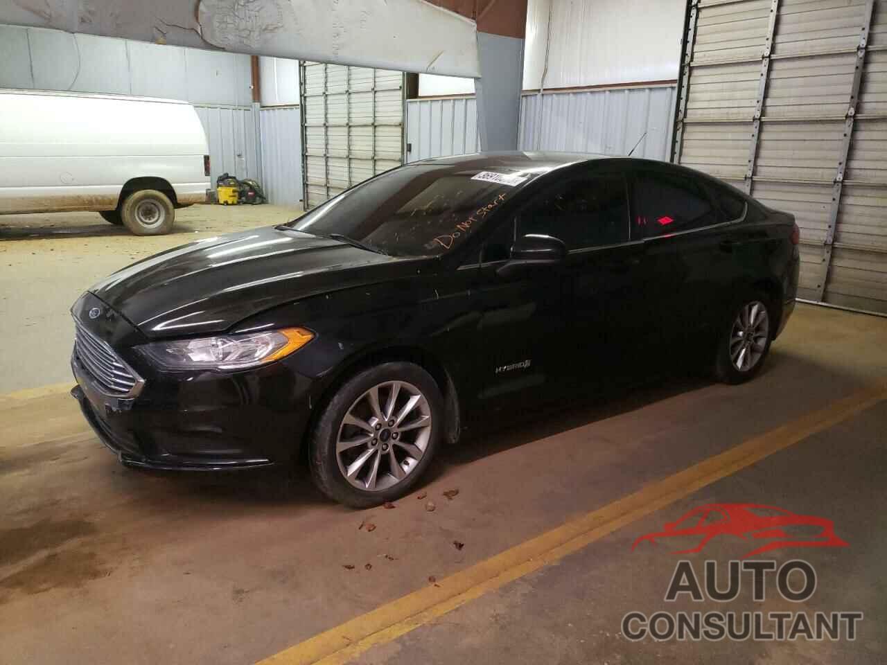 FORD FUSION 2017 - 3FA6P0LU4HR114010