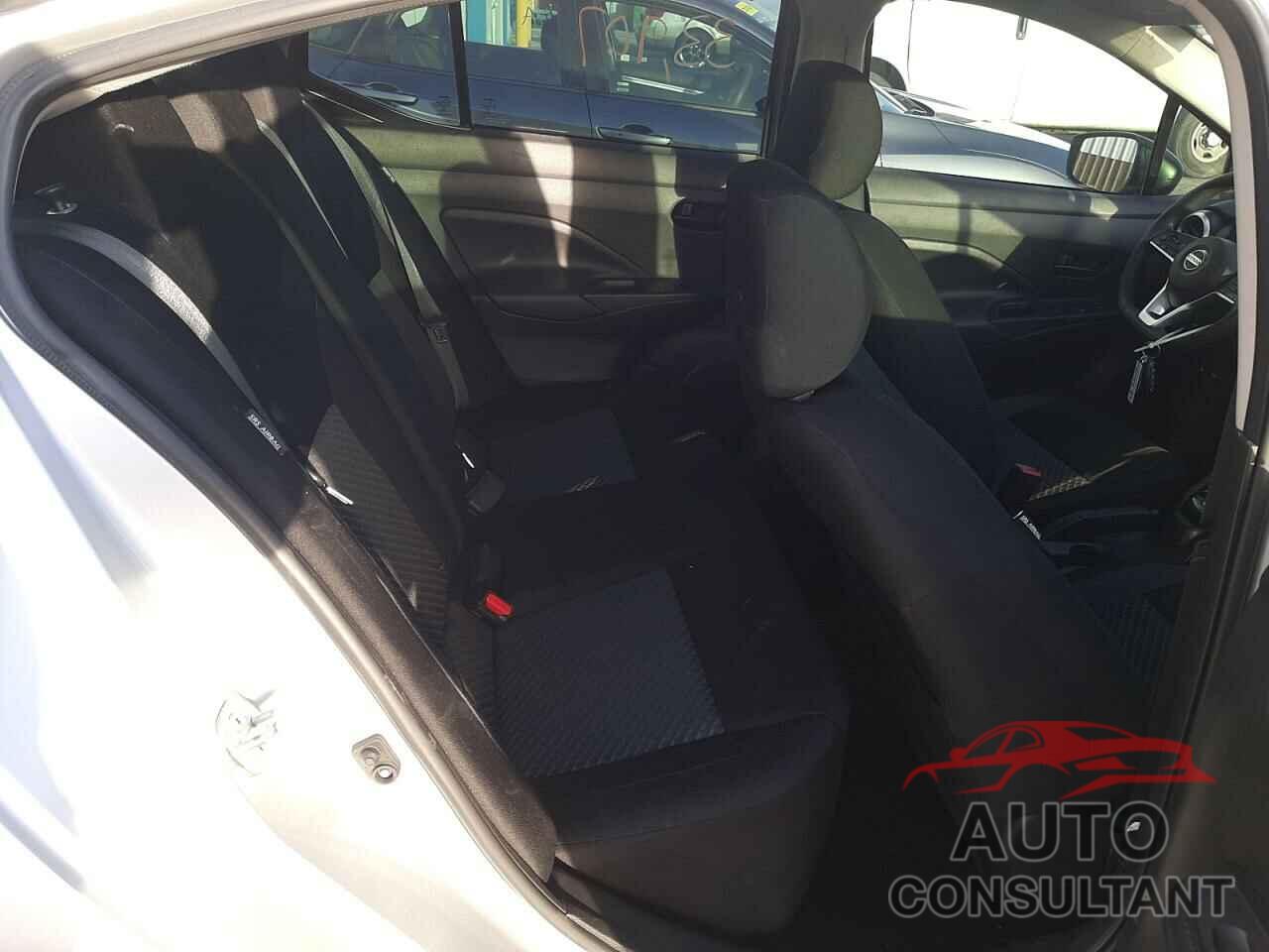 NISSAN VERSA 2020 - 3N1CN8DV9LL806092