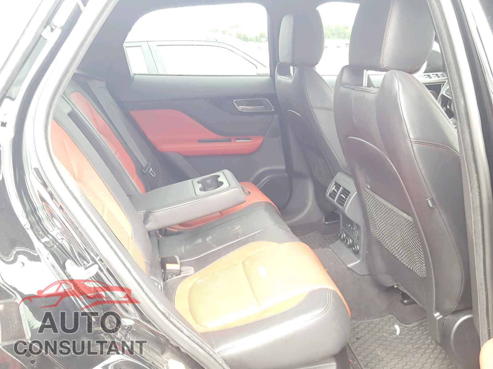 JAGUAR F-PACE 2017 - SADCL2BV7HA891729