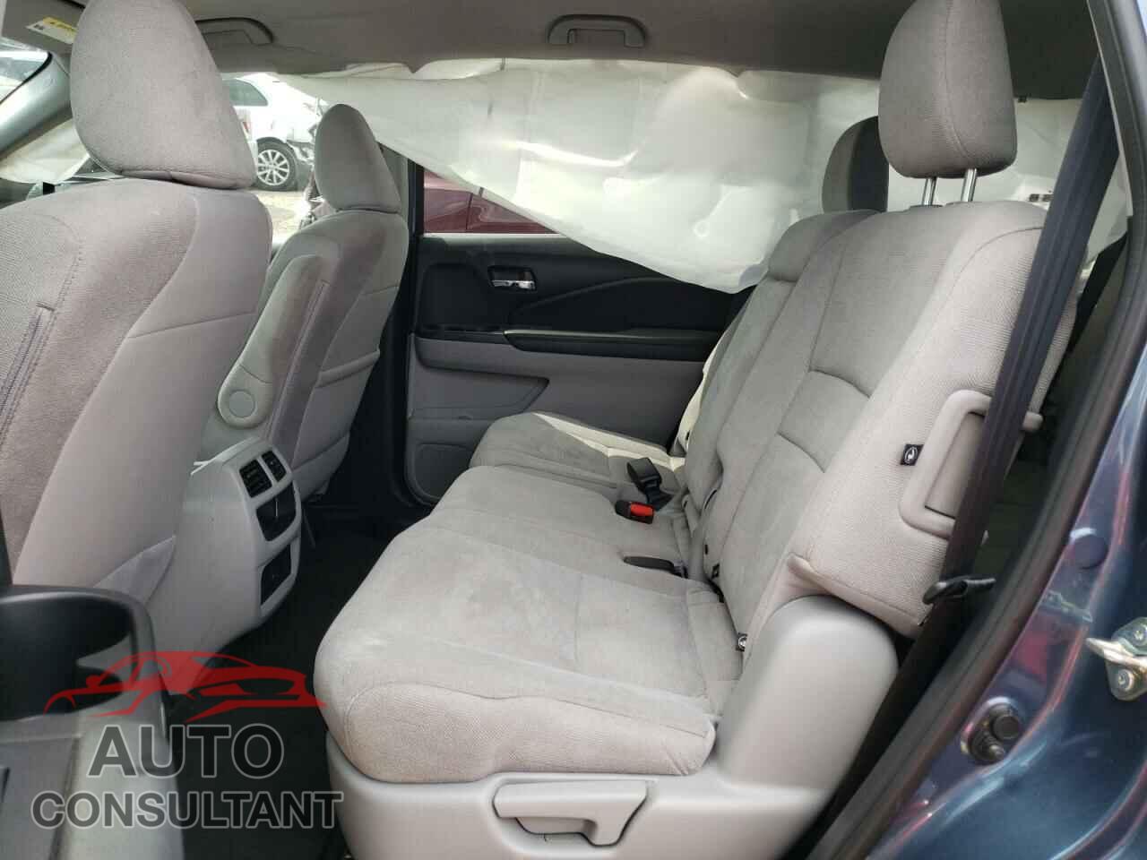 HONDA PILOT 2019 - 5FNYF5H14KB041635