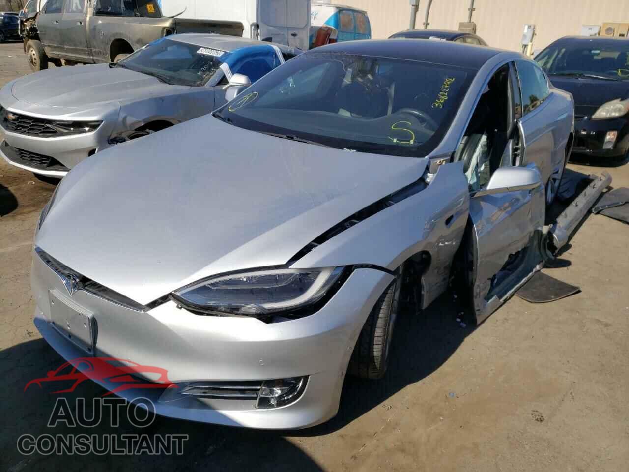 TESLA MODEL S 2017 - 5YJSA1E17HF202621