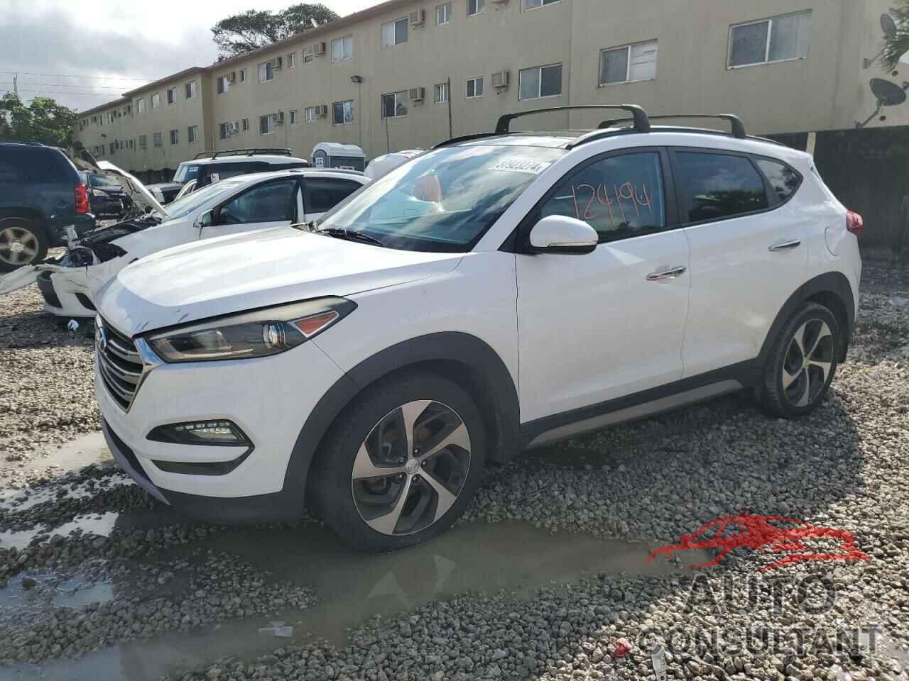 HYUNDAI TUCSON 2017 - KM8J3CA23HU281787