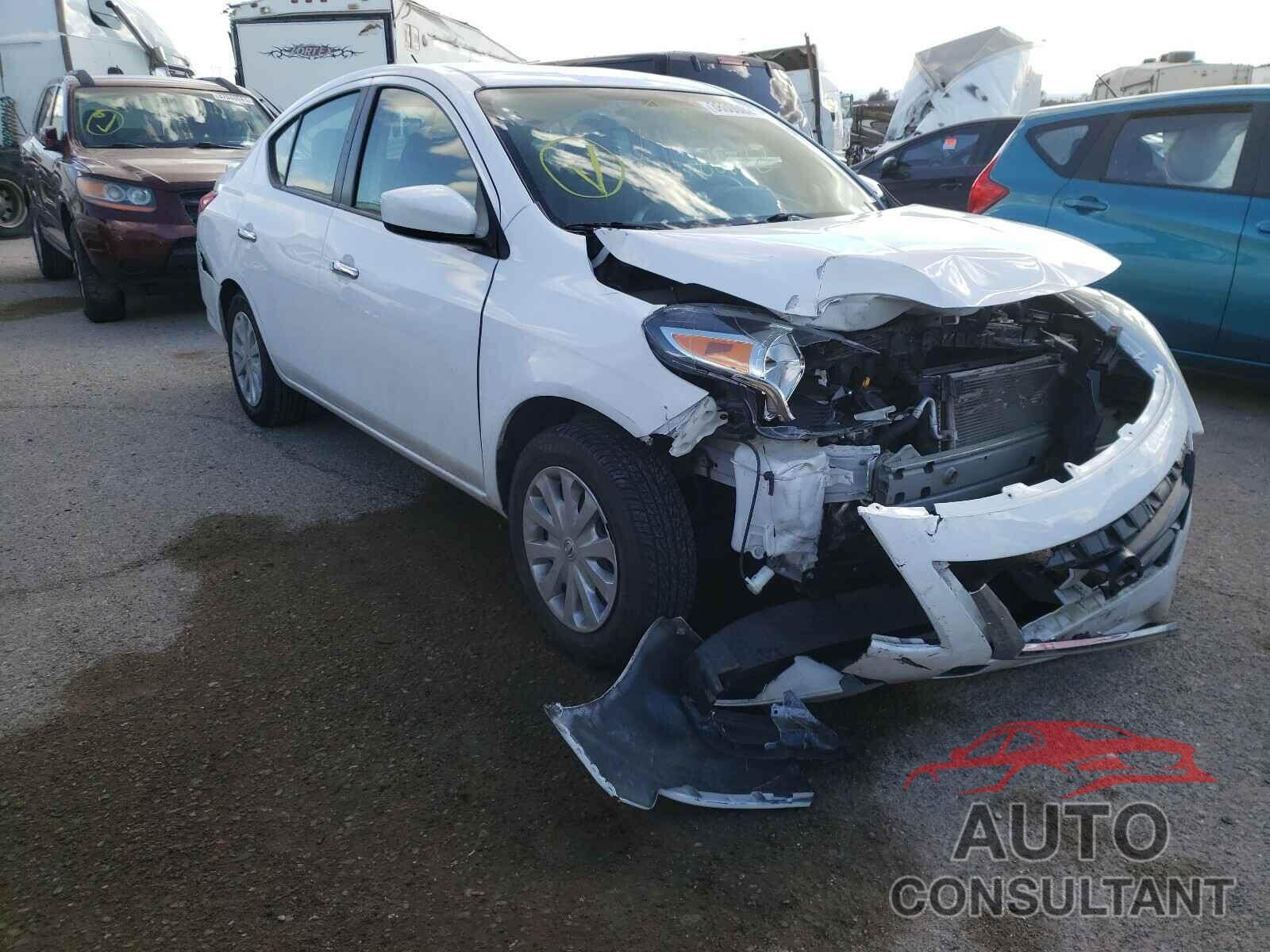 NISSAN VERSA 2019 - 3N1CN7AP7KL814738