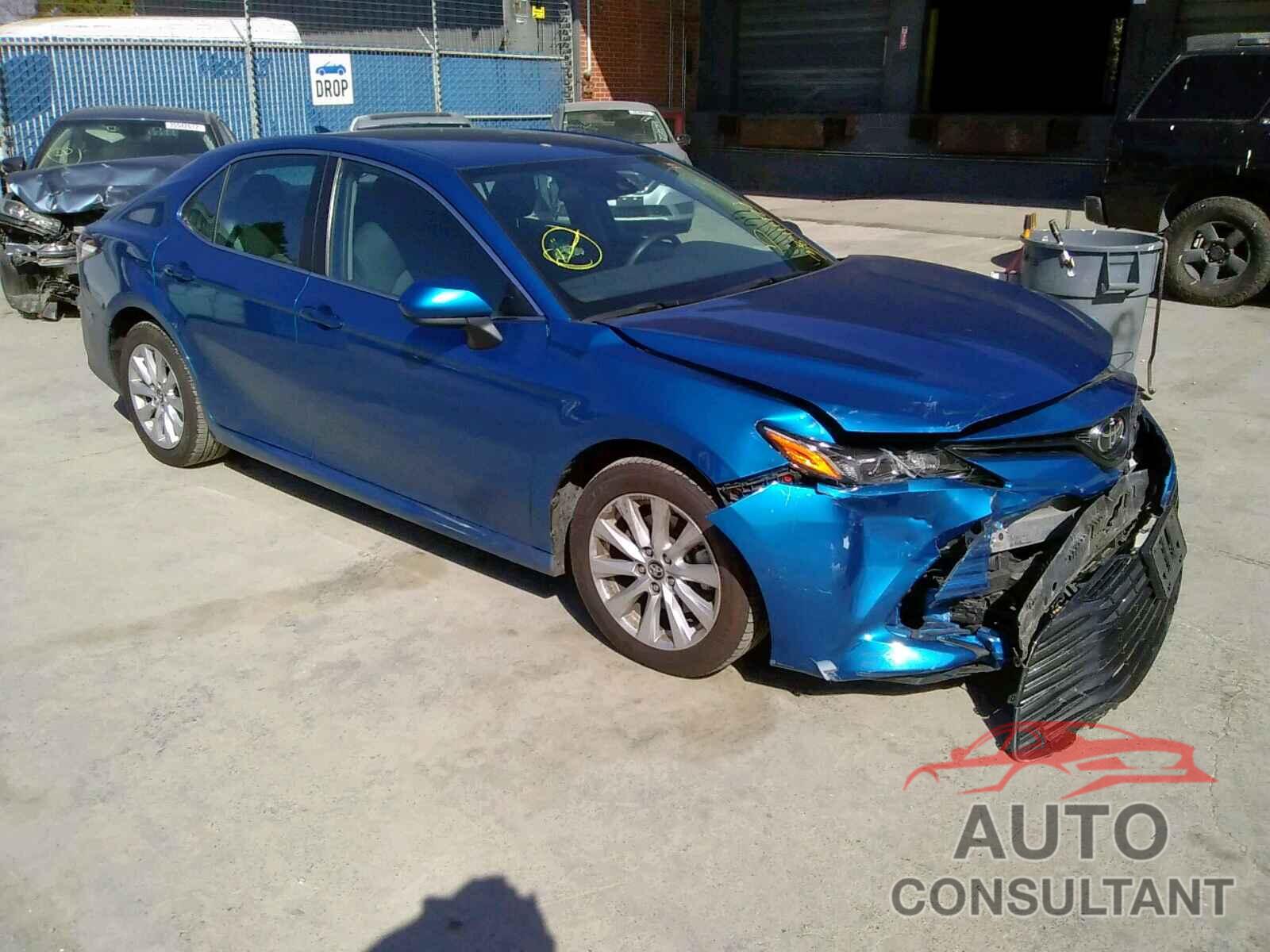 TOYOTA CAMRY 2019 - 4T1B11HK3KU267870