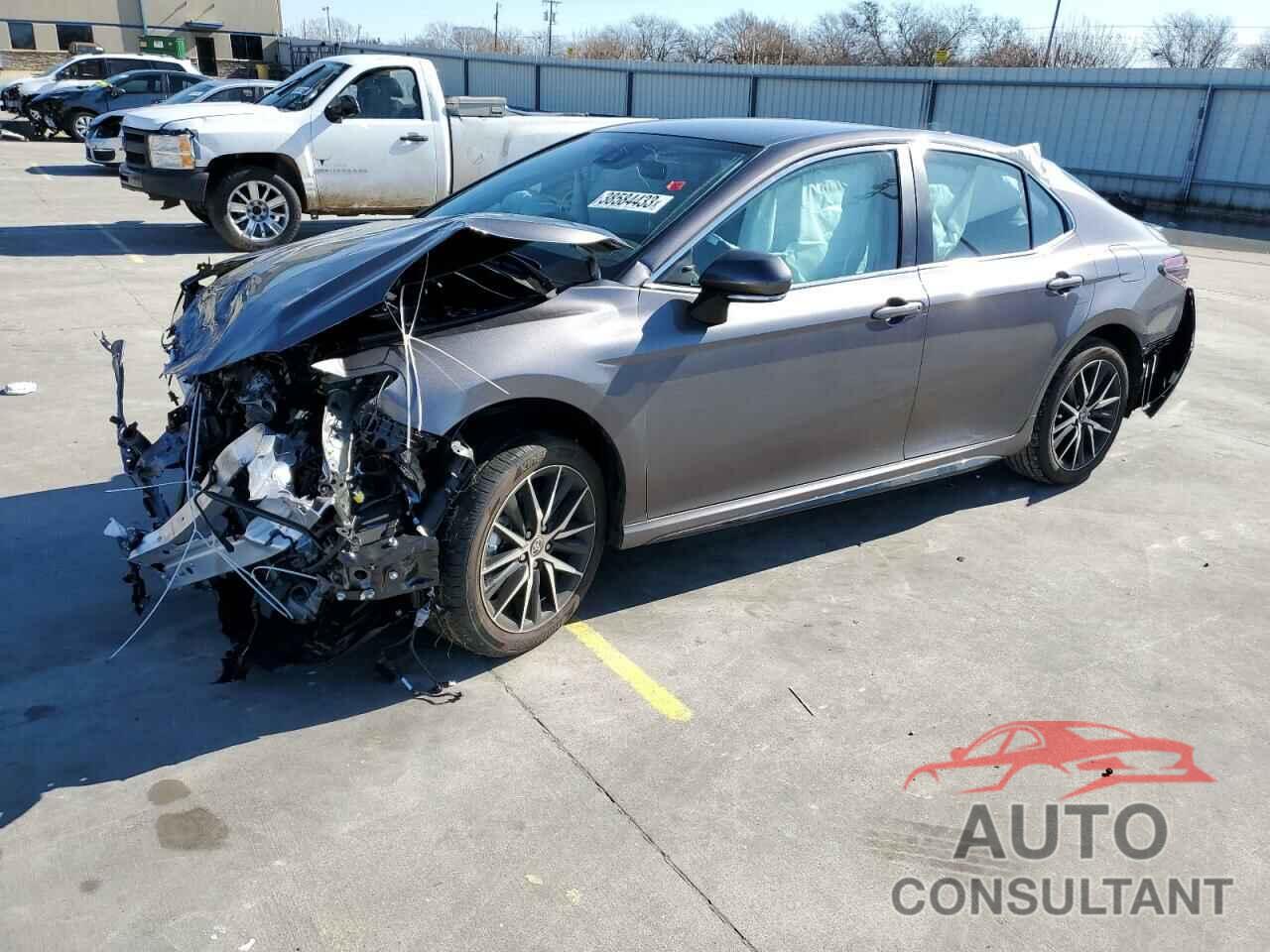 TOYOTA CAMRY 2023 - 4T1G11AK3PU741971