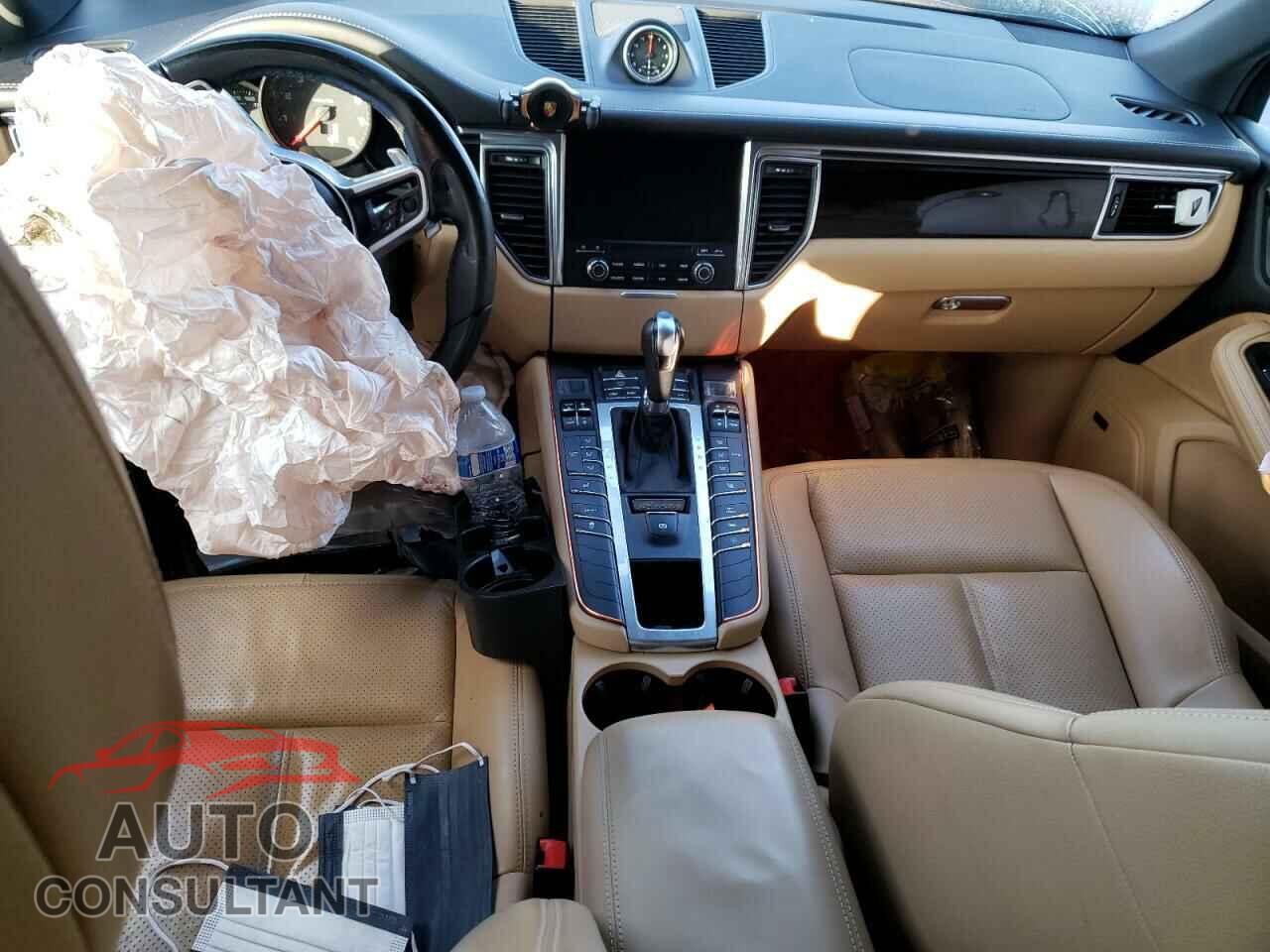 PORSCHE MACAN 2017 - WP1AA2A54HLB80079