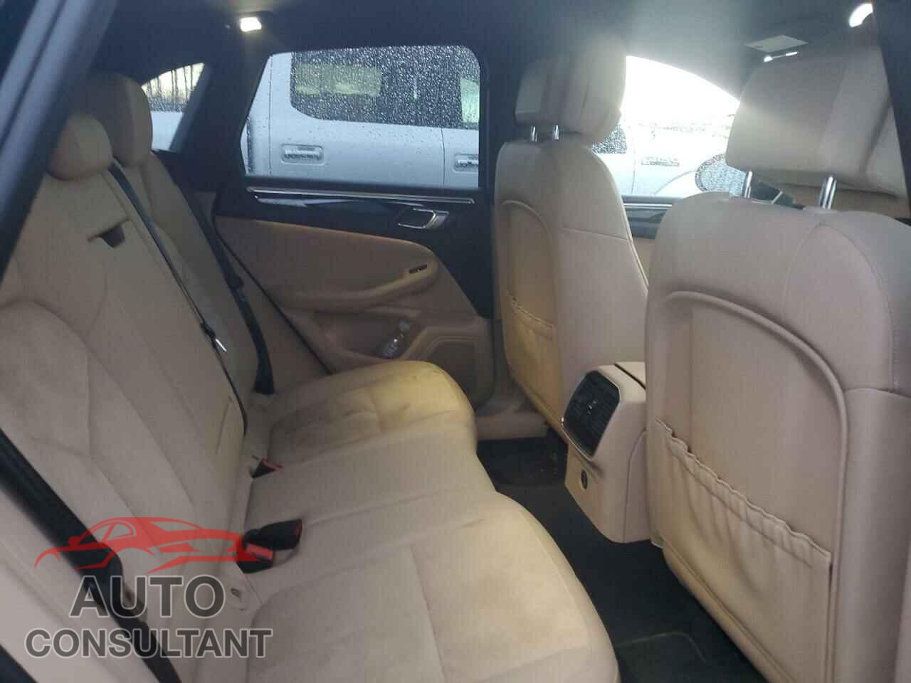 PORSCHE MACAN 2019 - WP1AA2A56KLB01468