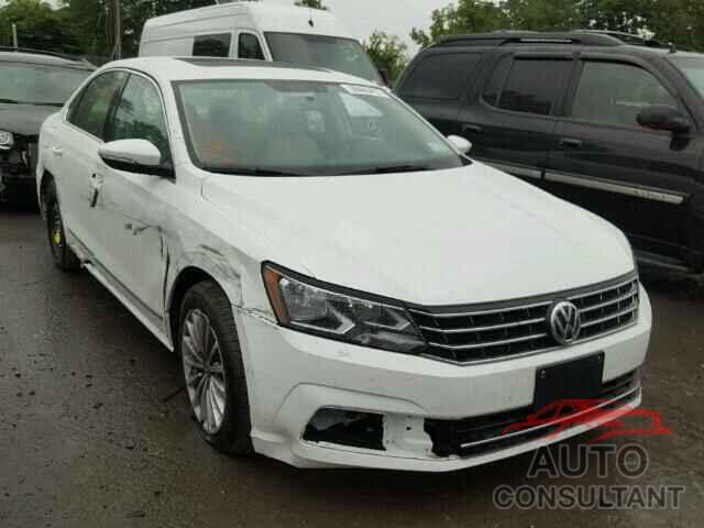 VOLKSWAGEN PASSAT 2017 - 1VWBT7A38HC052436
