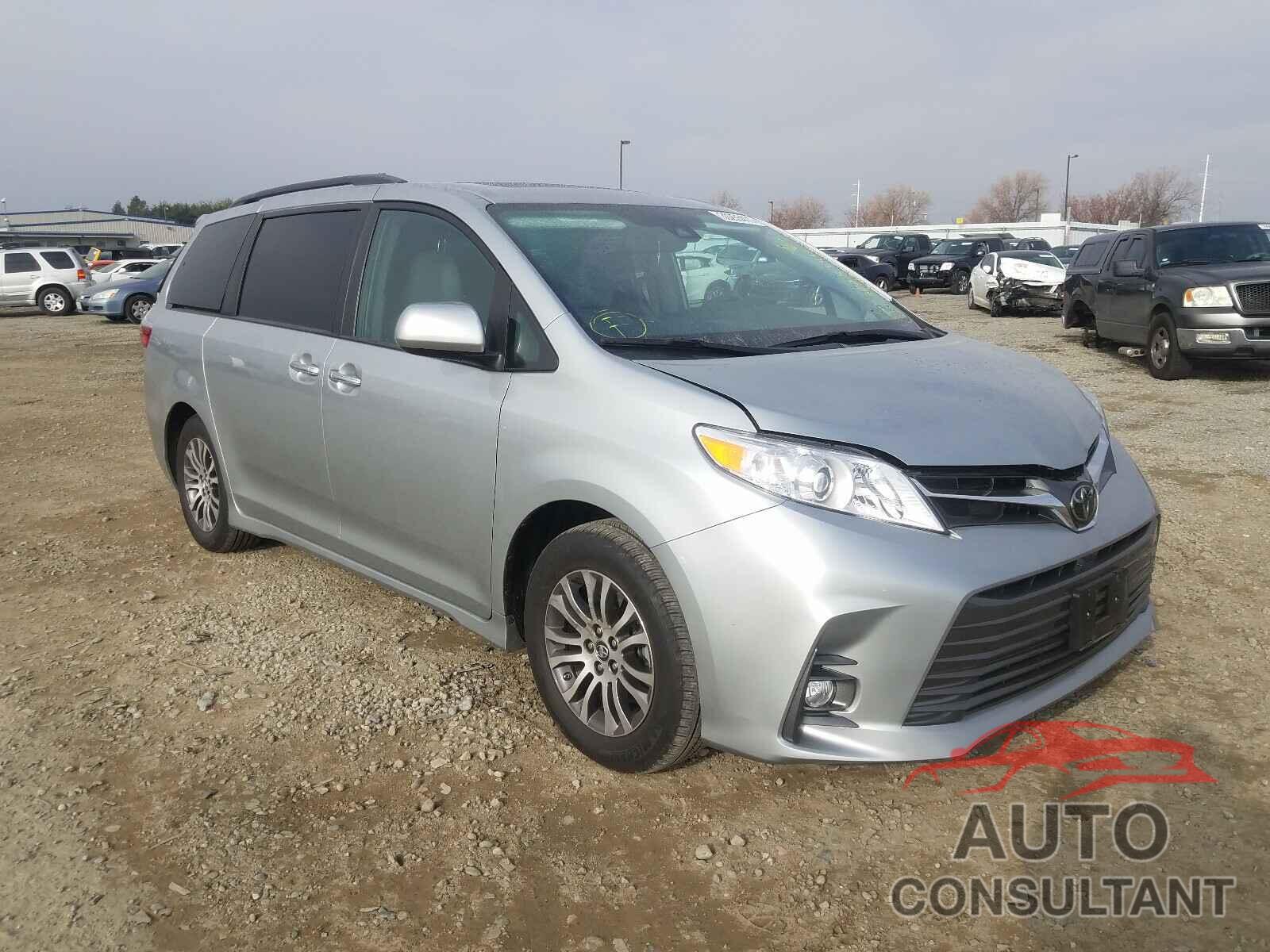 TOYOTA SIENNA 2019 - 5TDYZ3DC6KS002026