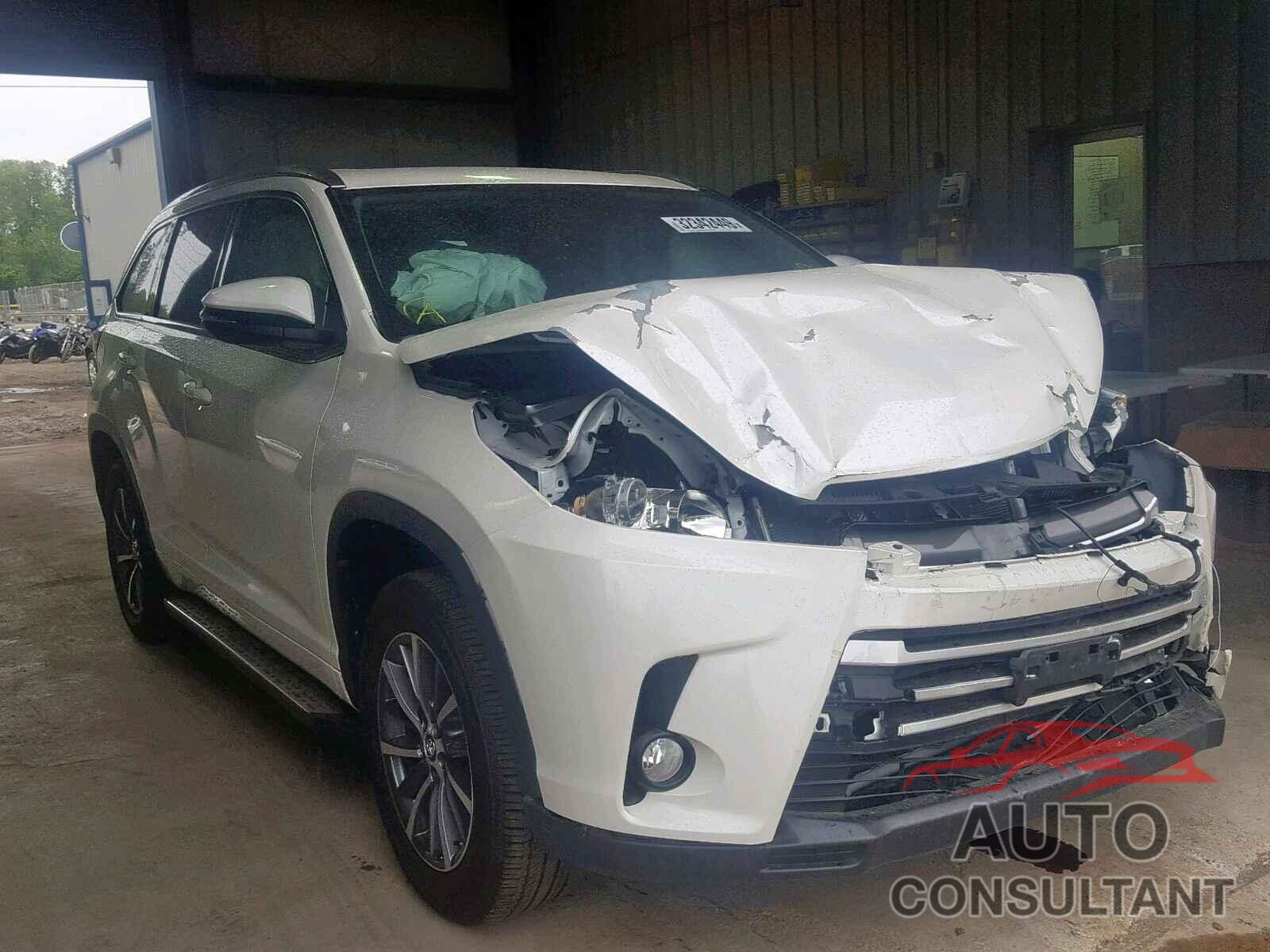 TOYOTA HIGHLANDER 2018 - 5TDKZRFH2JS265808