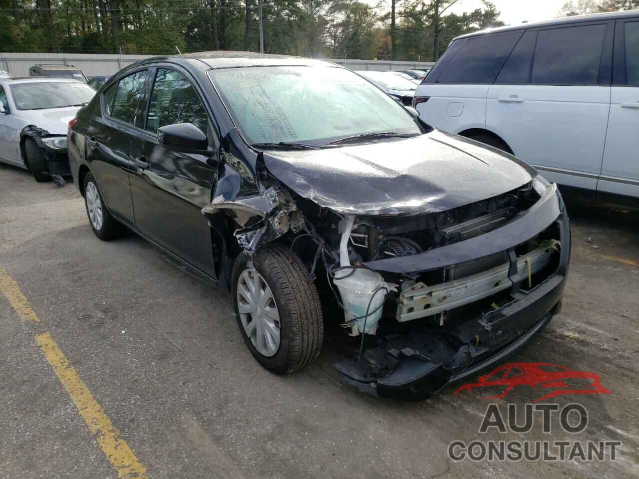 NISSAN VERSA 2019 - 3N1CN7AP0KL825824