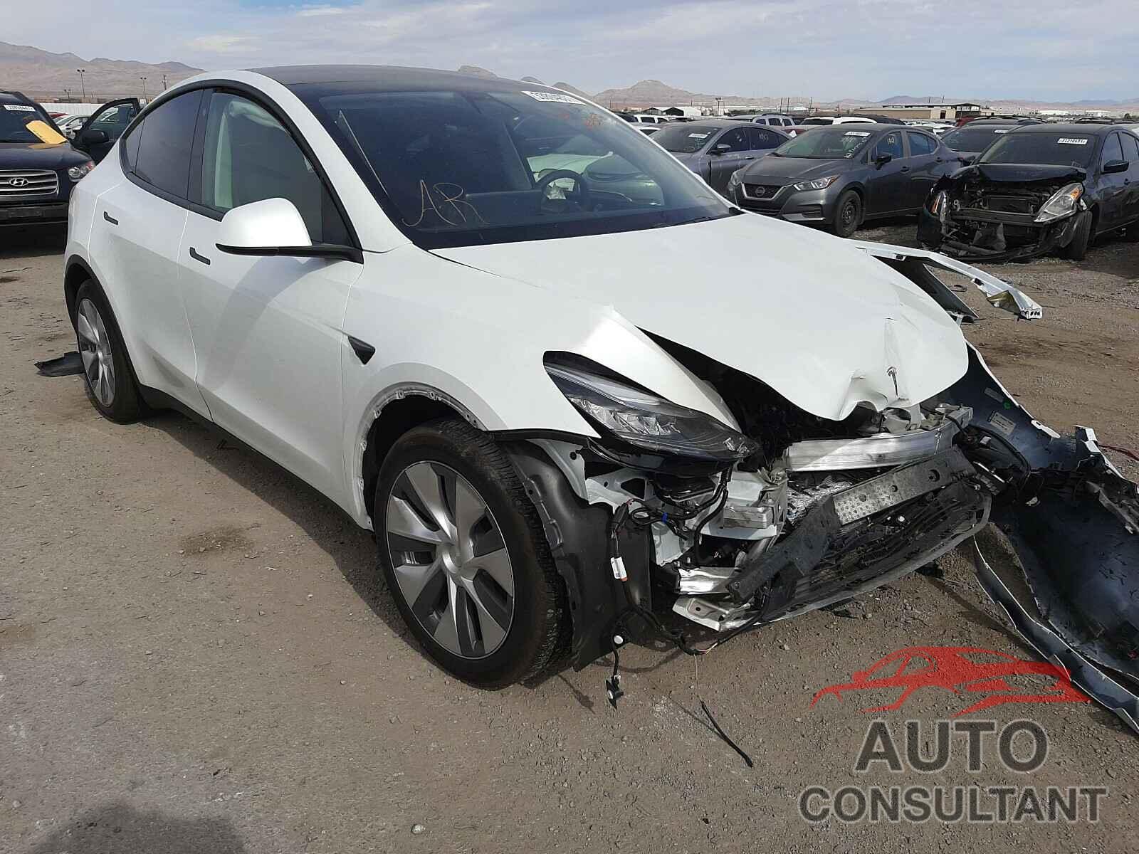 TESLA MODEL Y 2020 - 5YJYGDEE2LF035140