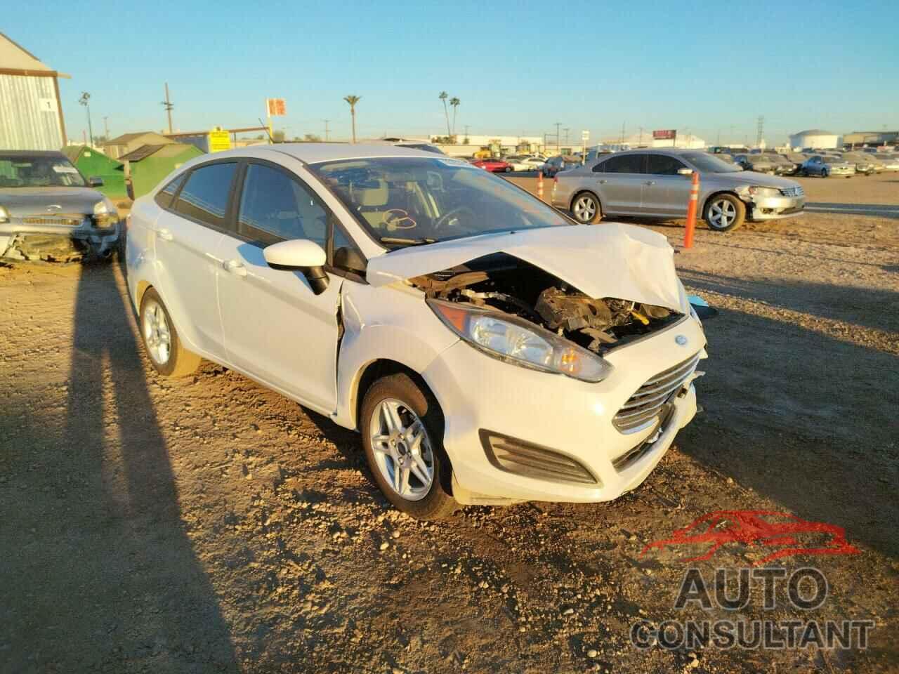 FORD FIESTA 2018 - 3FADP4BJ5JM123761