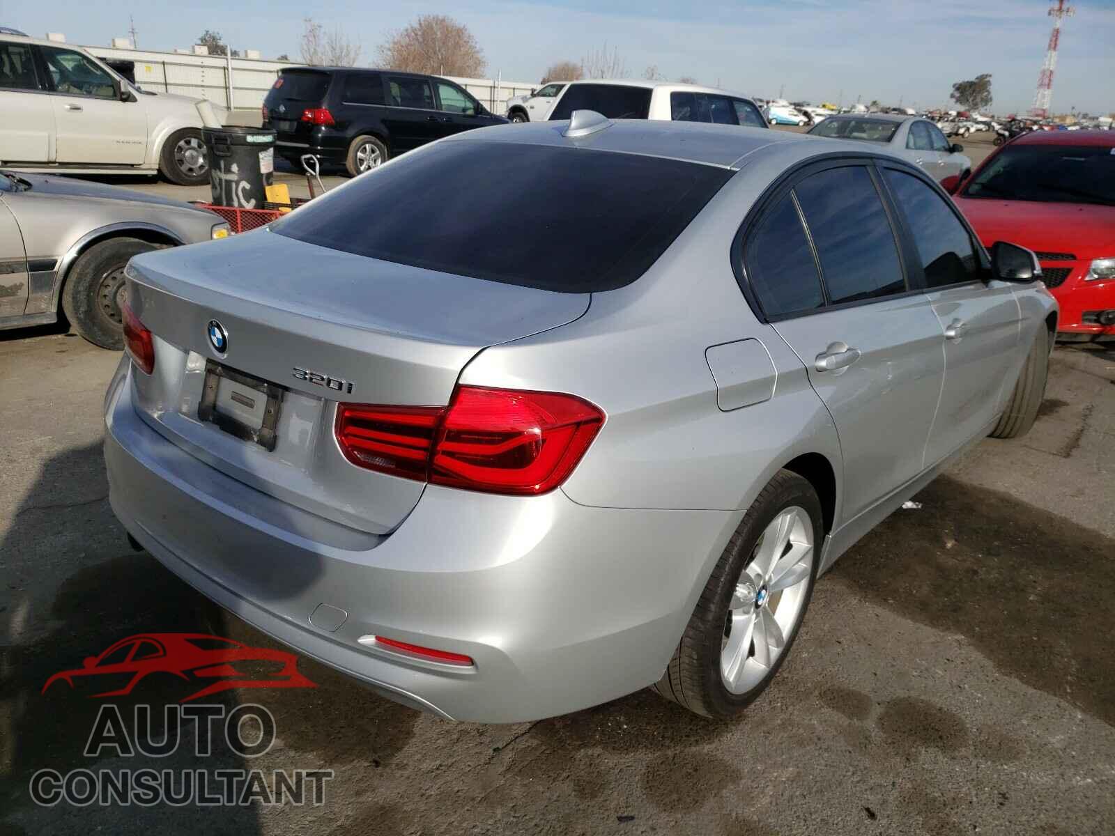 BMW 3 SERIES 2018 - WBA8E1G53JNU88907