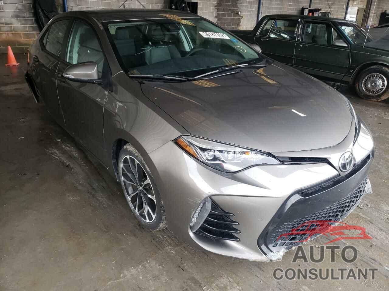 TOYOTA COROLLA 2018 - 5YFBURHE8JP805687