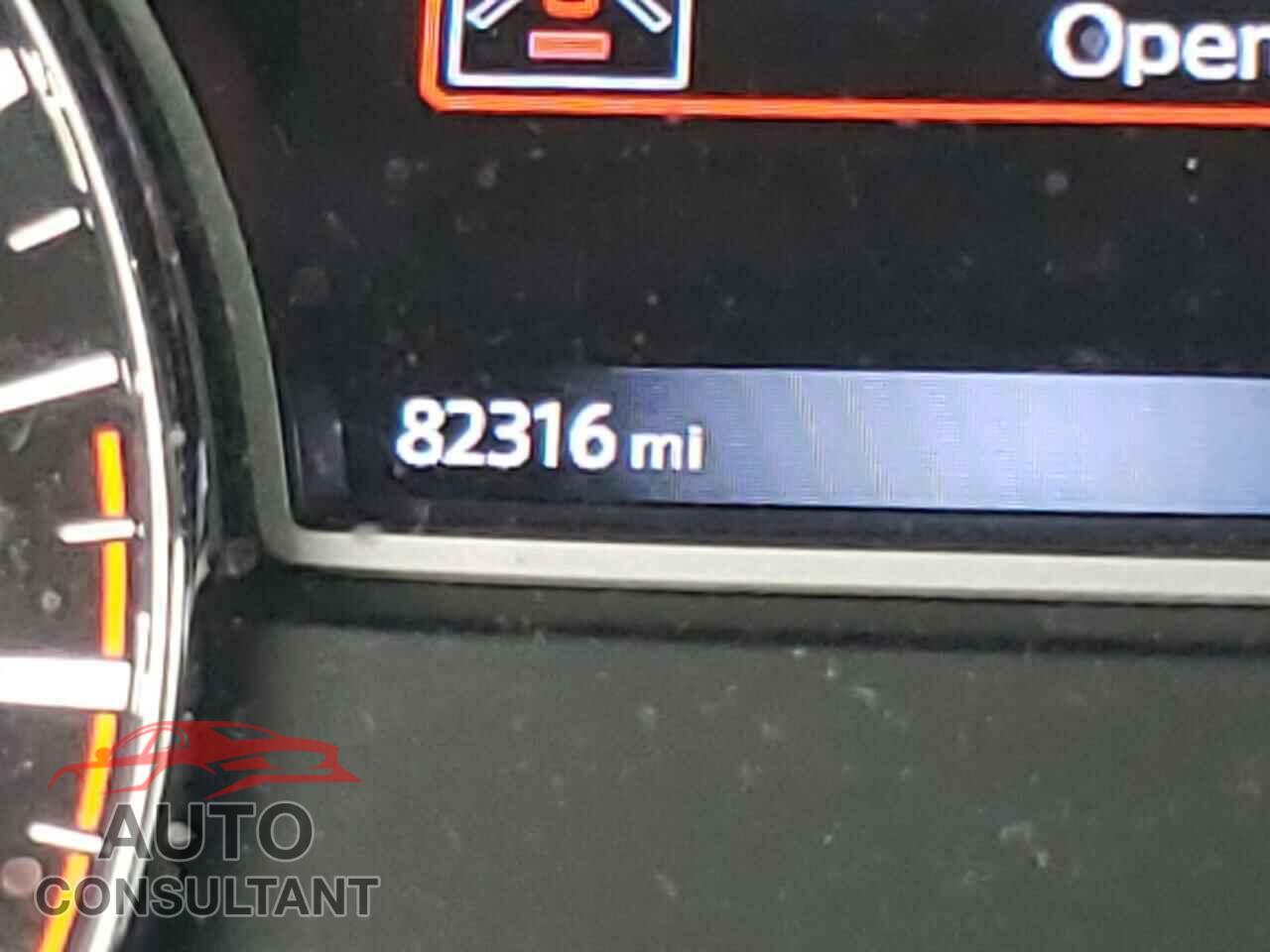 NISSAN PATHFINDER 2017 - 5N1DR2MM3HC901191