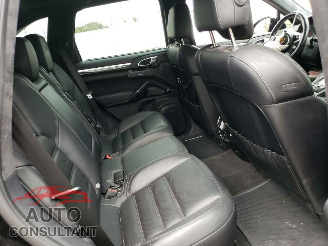 PORSCHE CAYENNE 2016 - WP1AD2A21GLA79318
