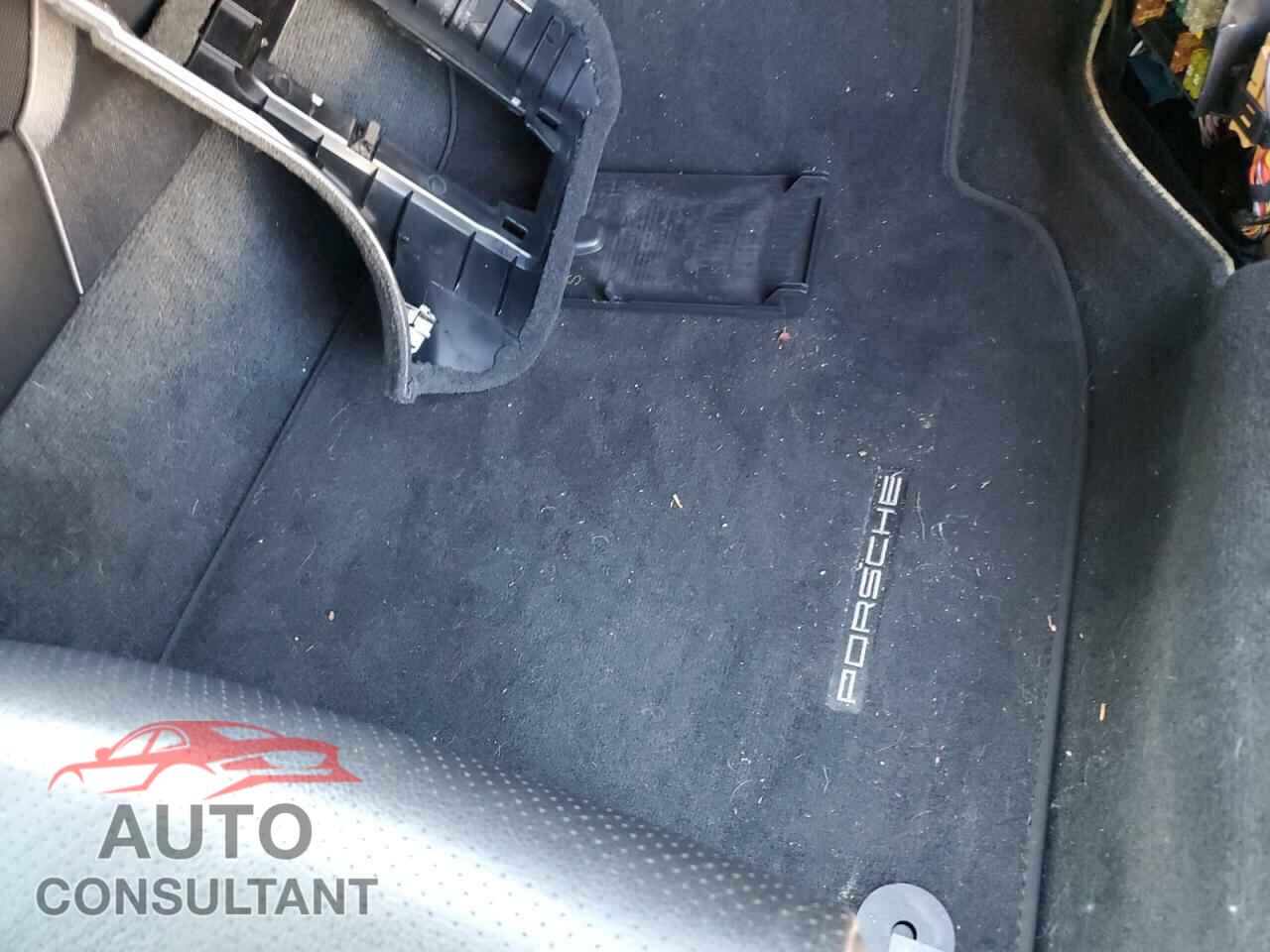 PORSCHE 911 2017 - WP0CA2A97HS142333