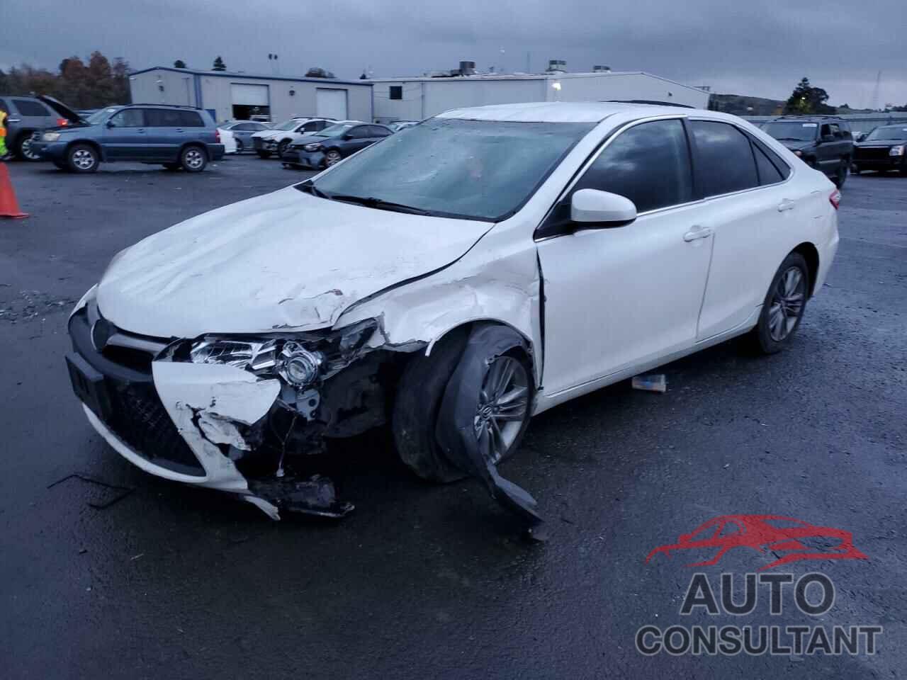 TOYOTA CAMRY 2015 - 4T1BF1FK3FU058185