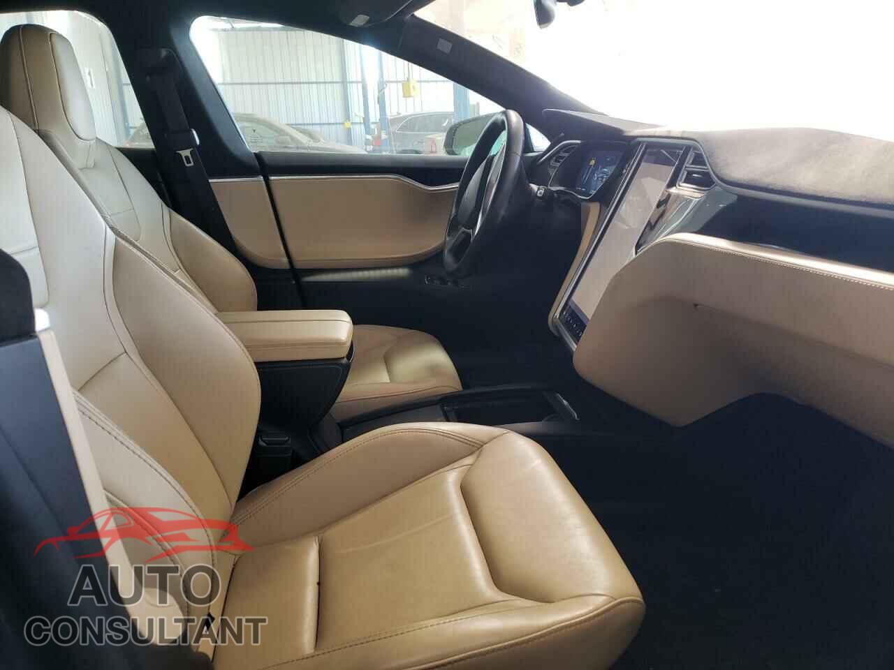 TESLA MODEL S 2016 - 5YJSA1E24GF139520