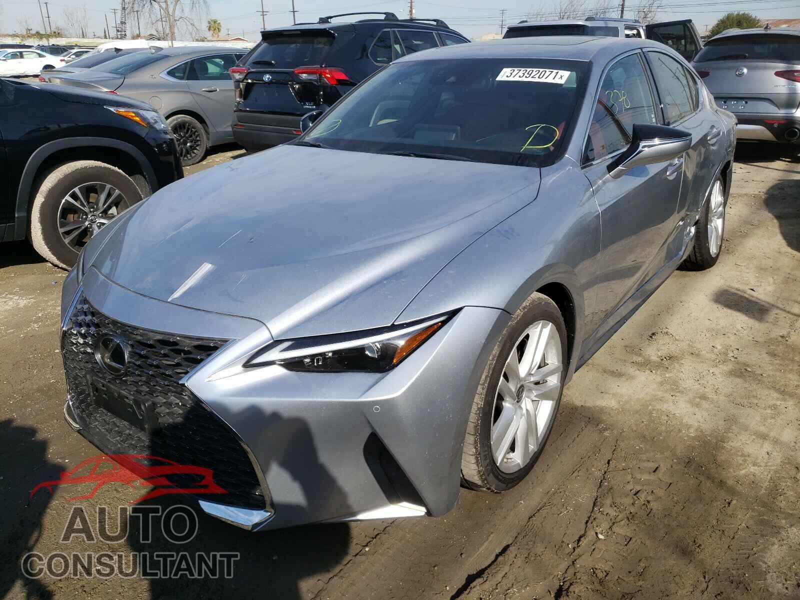 LEXUS IS 2021 - JTHCA1D28M5110197