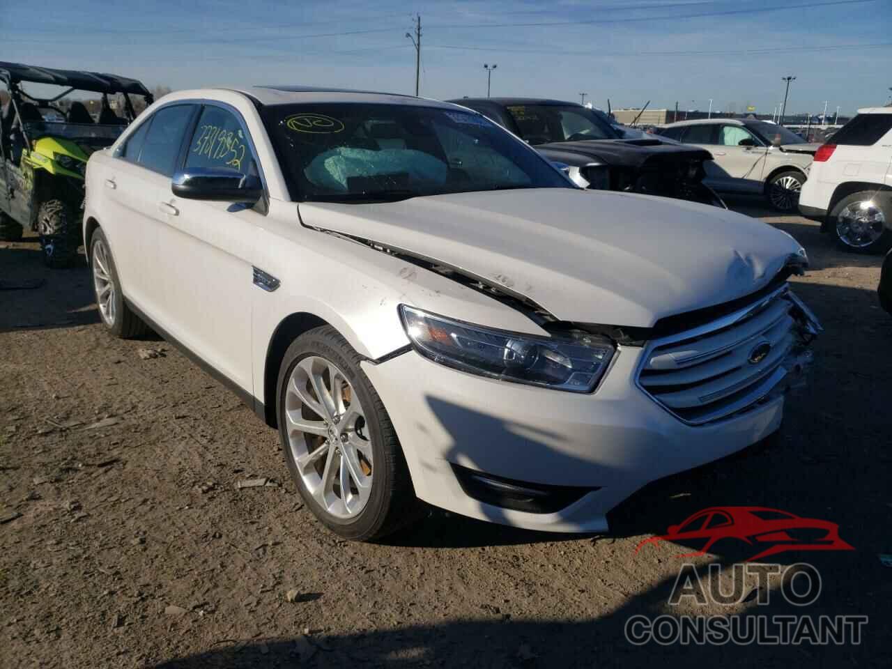 FORD TAURUS 2018 - 1FAHP2F81JG119651