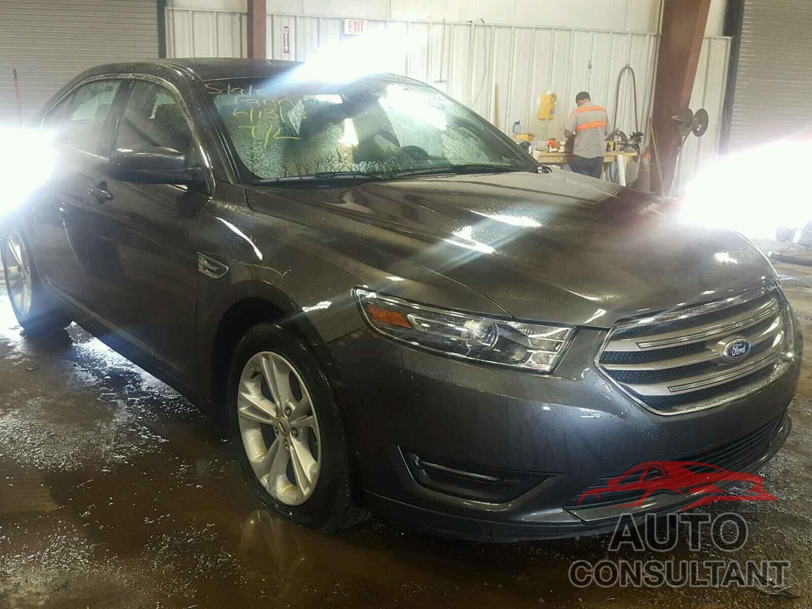 FORD TAURUS 2015 - 1FAHP2E88FG199460