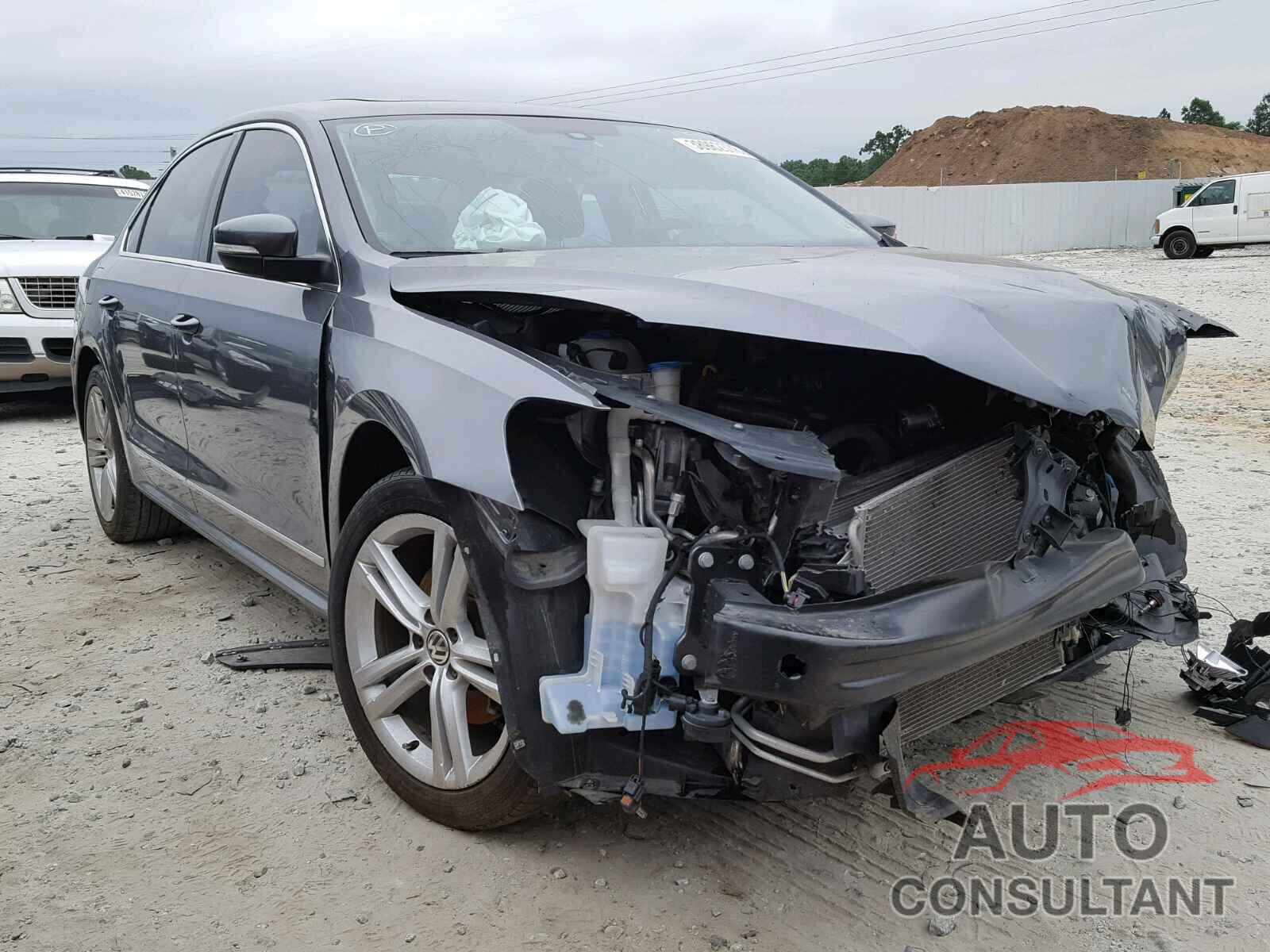 VOLKSWAGEN PASSAT 2015 - 1VWBT7A35FC012554