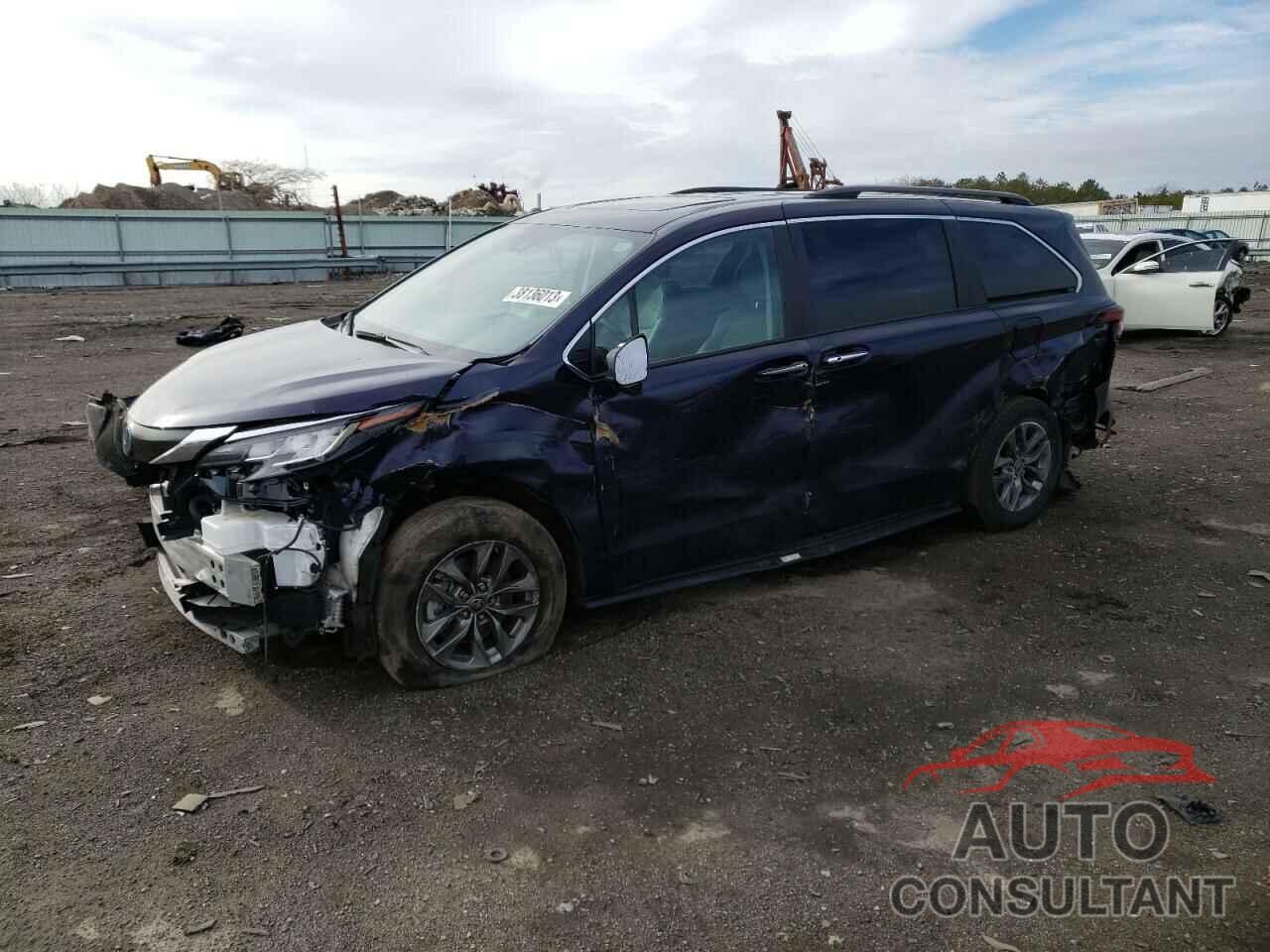 TOYOTA SIENNA 2022 - 5TDYRKEC8NS122441