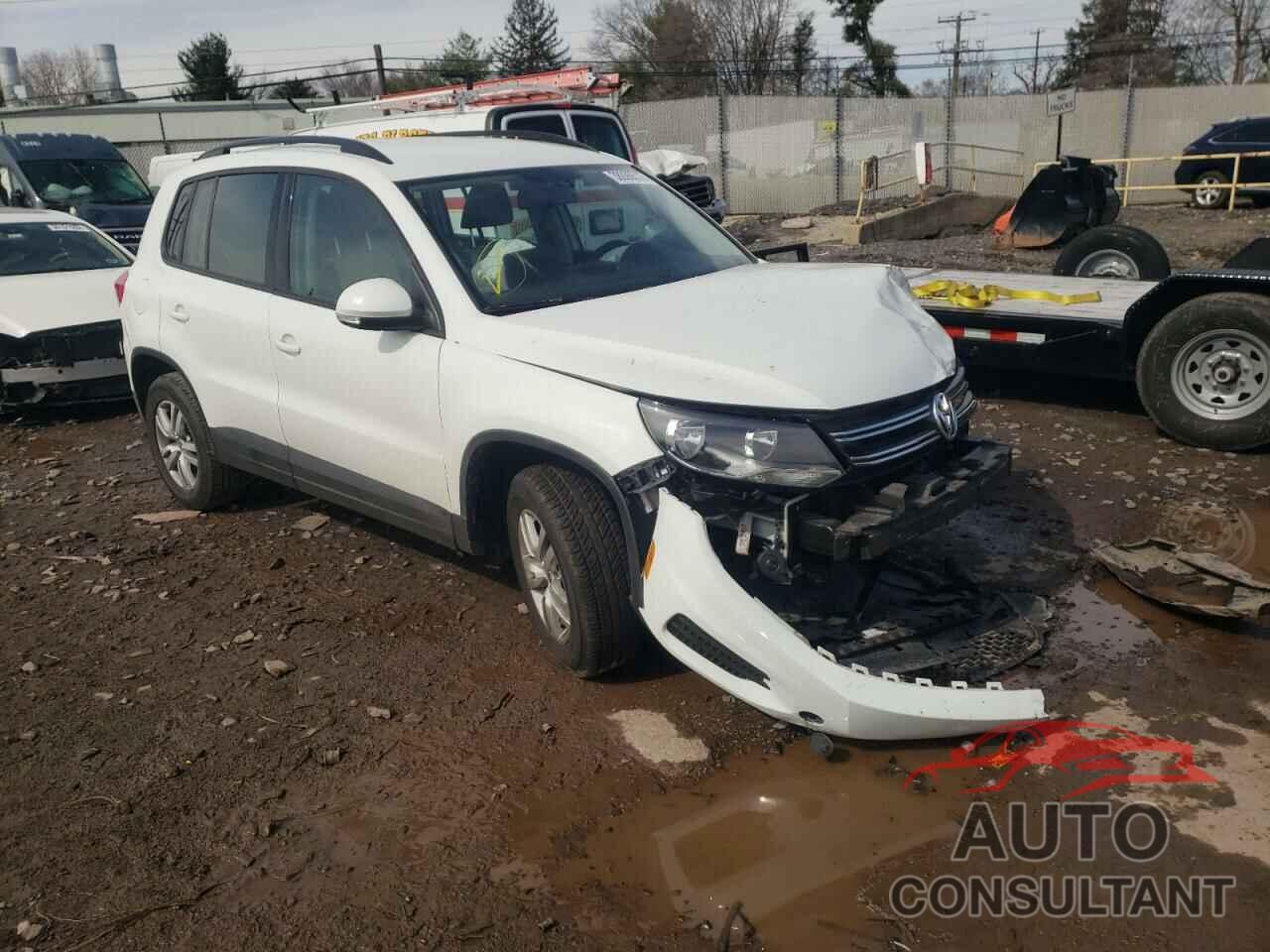 VOLKSWAGEN TIGUAN 2017 - WVGAV7AX6HK023708