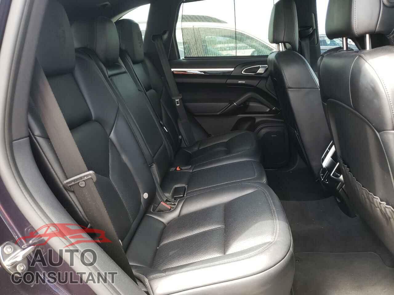 PORSCHE CAYENNE 2017 - WP1AA2A2XHKA81682