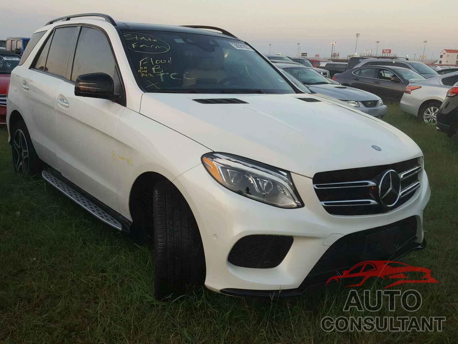 MERCEDES-BENZ GLE400 2017 - 4JGDA5GB6HA887513