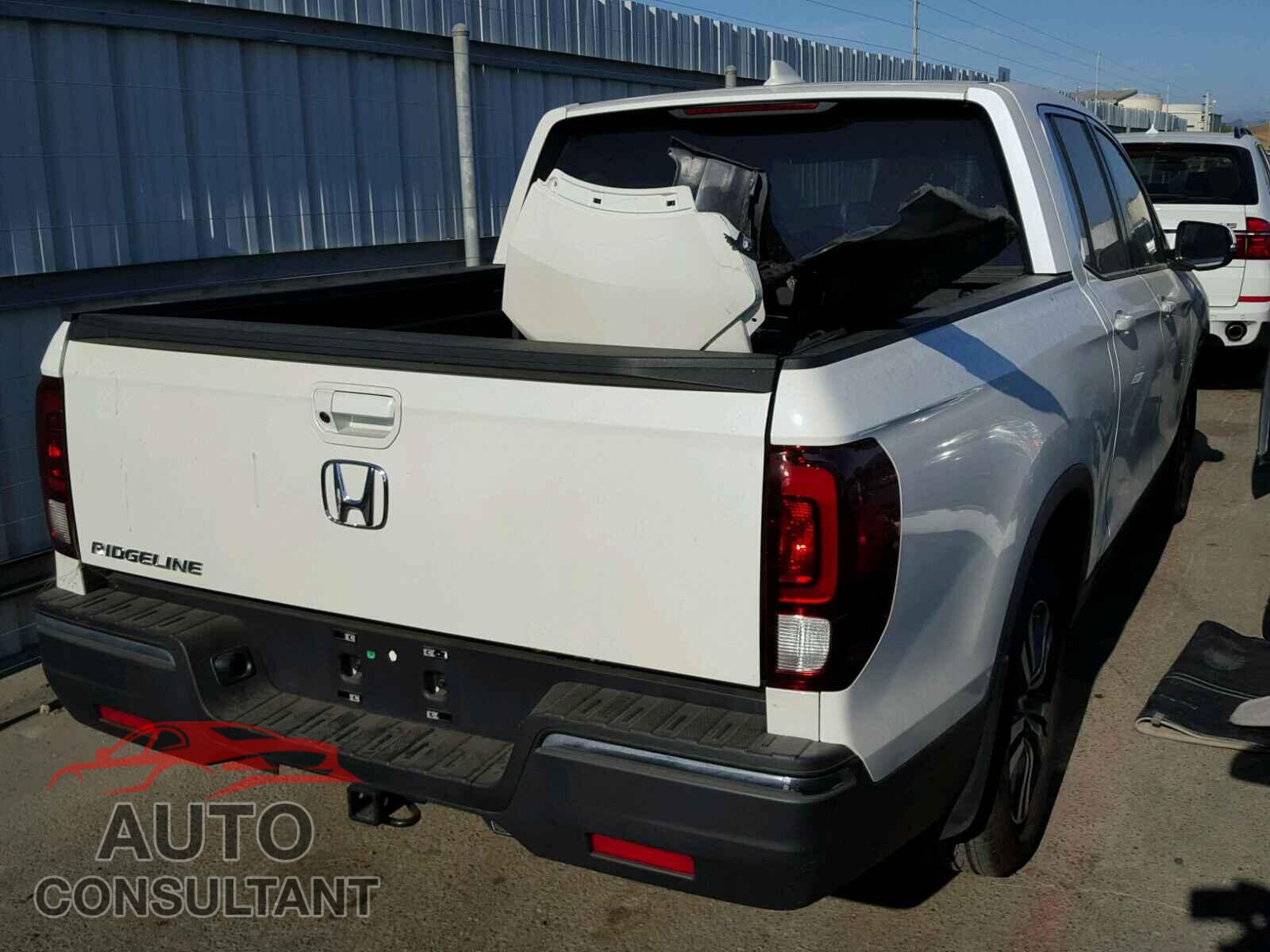 HONDA RIDGELINE 2017 - 5FPYK2F43HB011775