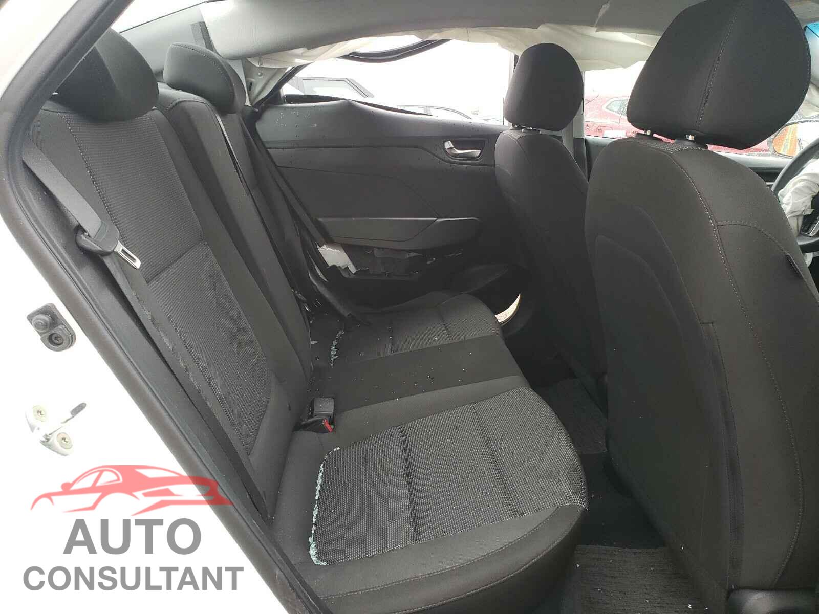 HYUNDAI ACCENT 2018 - 3KPC24A30JE007028