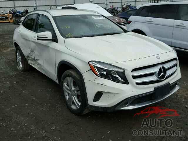 MERCEDES-BENZ GLK250 2015 - WDCTG4GB5FJ054219