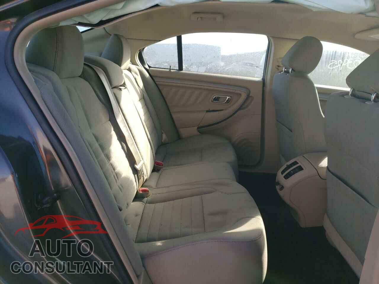 FORD TAURUS 2017 - 1FAHP2D87HG120073