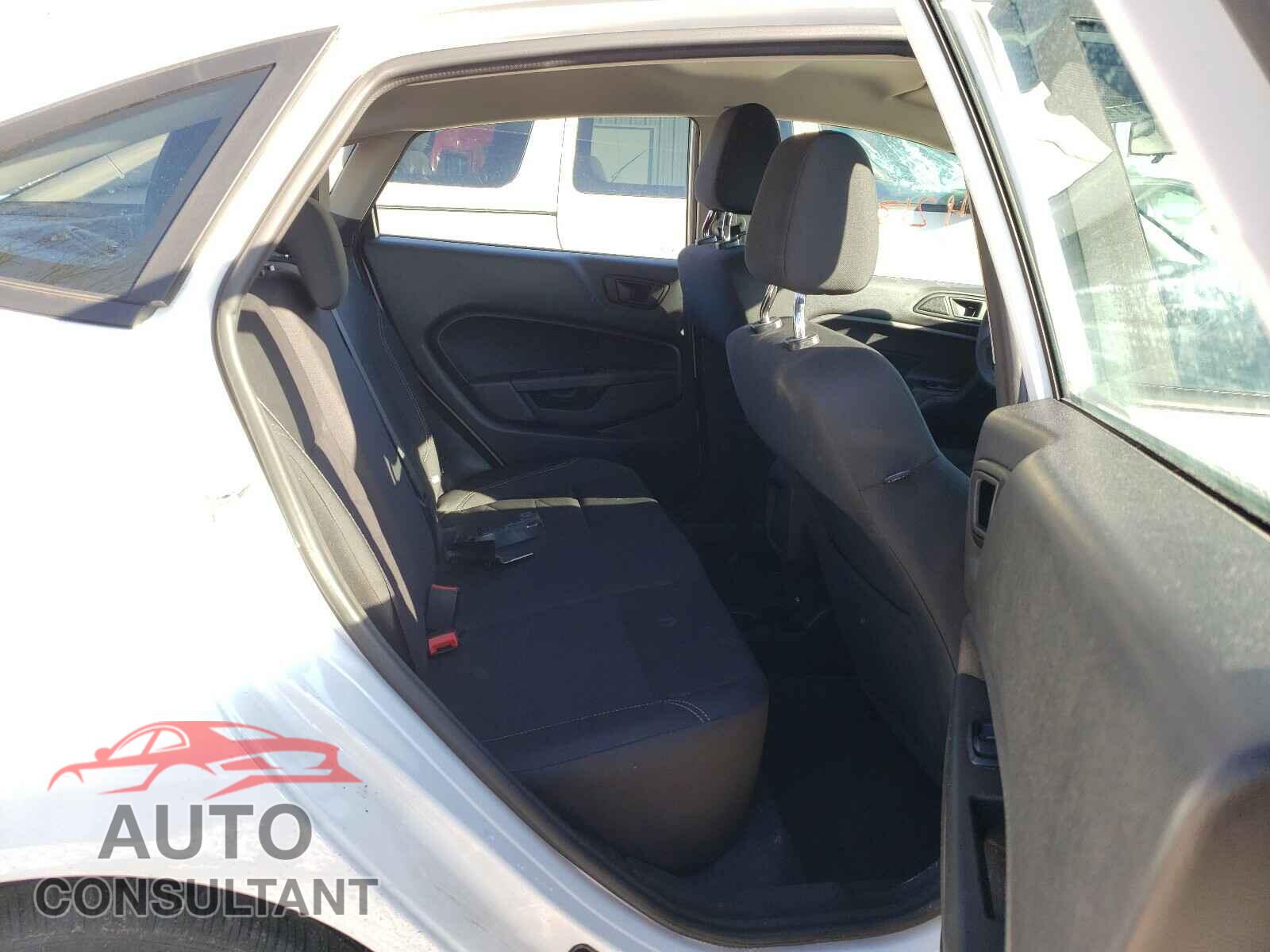 FORD FIESTA 2017 - 3FADP4BJ4HM165686
