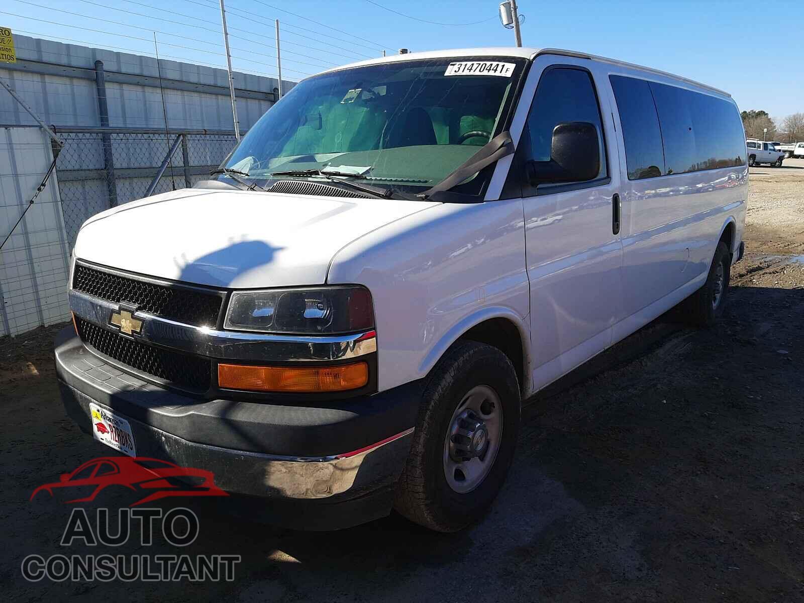CHEVROLET EXPRESS 2017 - 1GAZGPFG2H1255893