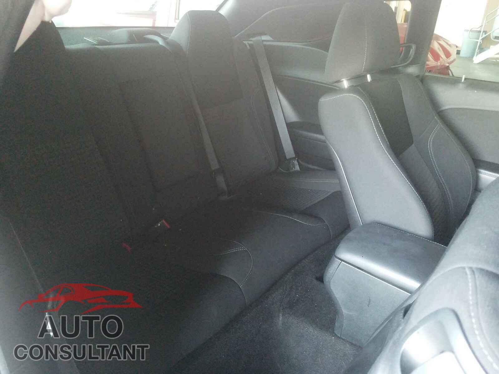 DODGE CHALLENGER 2018 - 2C3CDZAG4JH236573